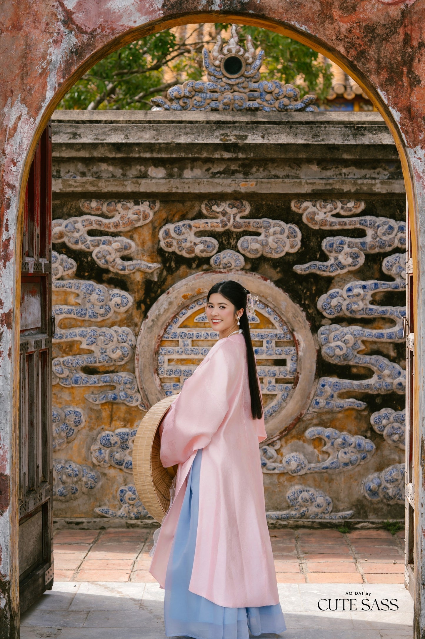 Ao Tu Dien Pink - Four-Panel Robe