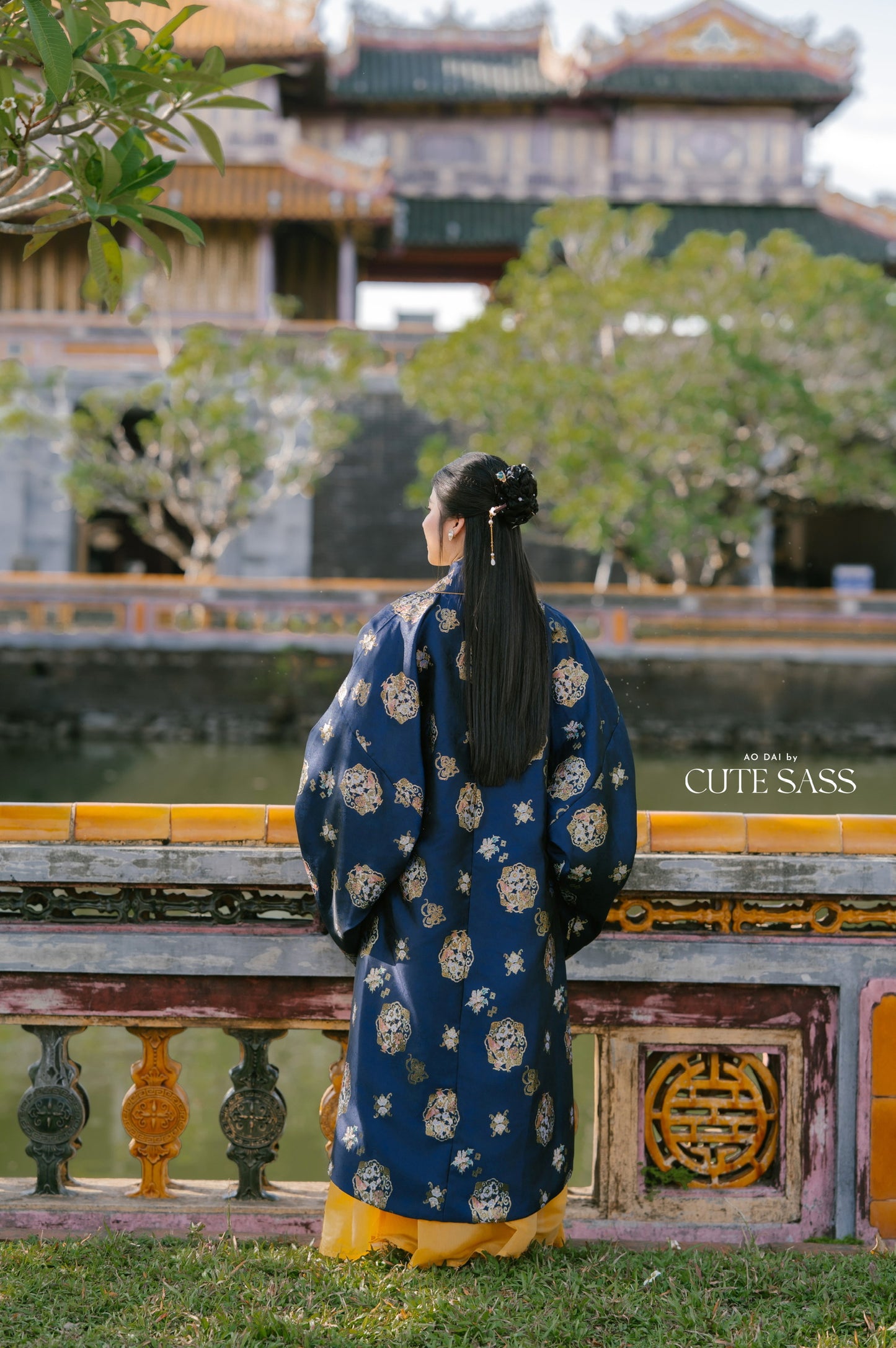 Ao Doi Kham Navy Blue - Parallel-Flapped Jacket