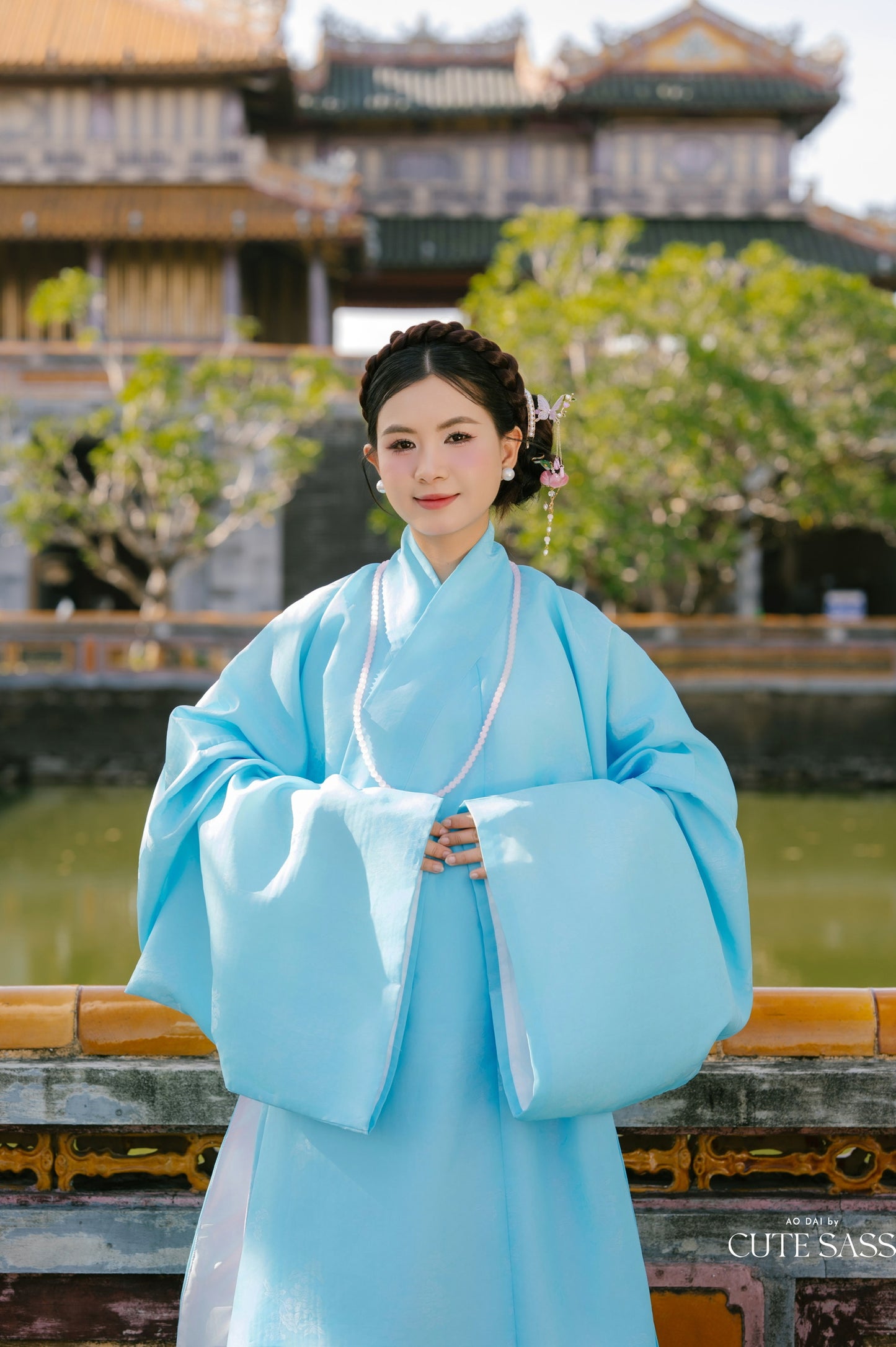 Ao Giao Linh Blue - Crossed-Collared Robe