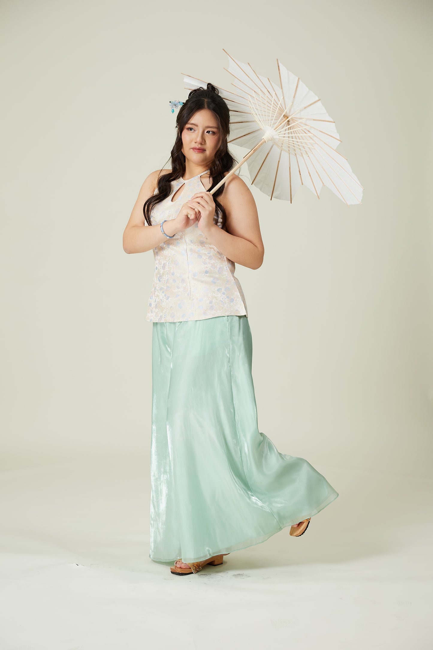 Vân - Shimmery Flow Pants with Pockets