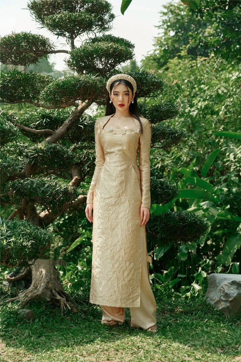 Family GOLD Gam Ao Dai Set (3/4 Sleeves)| Pre-made Traditional Vietnamese Ao Dai | Lunar New Year | Ao Dai for Girl, Mom, Dad, Boy | 11-14D