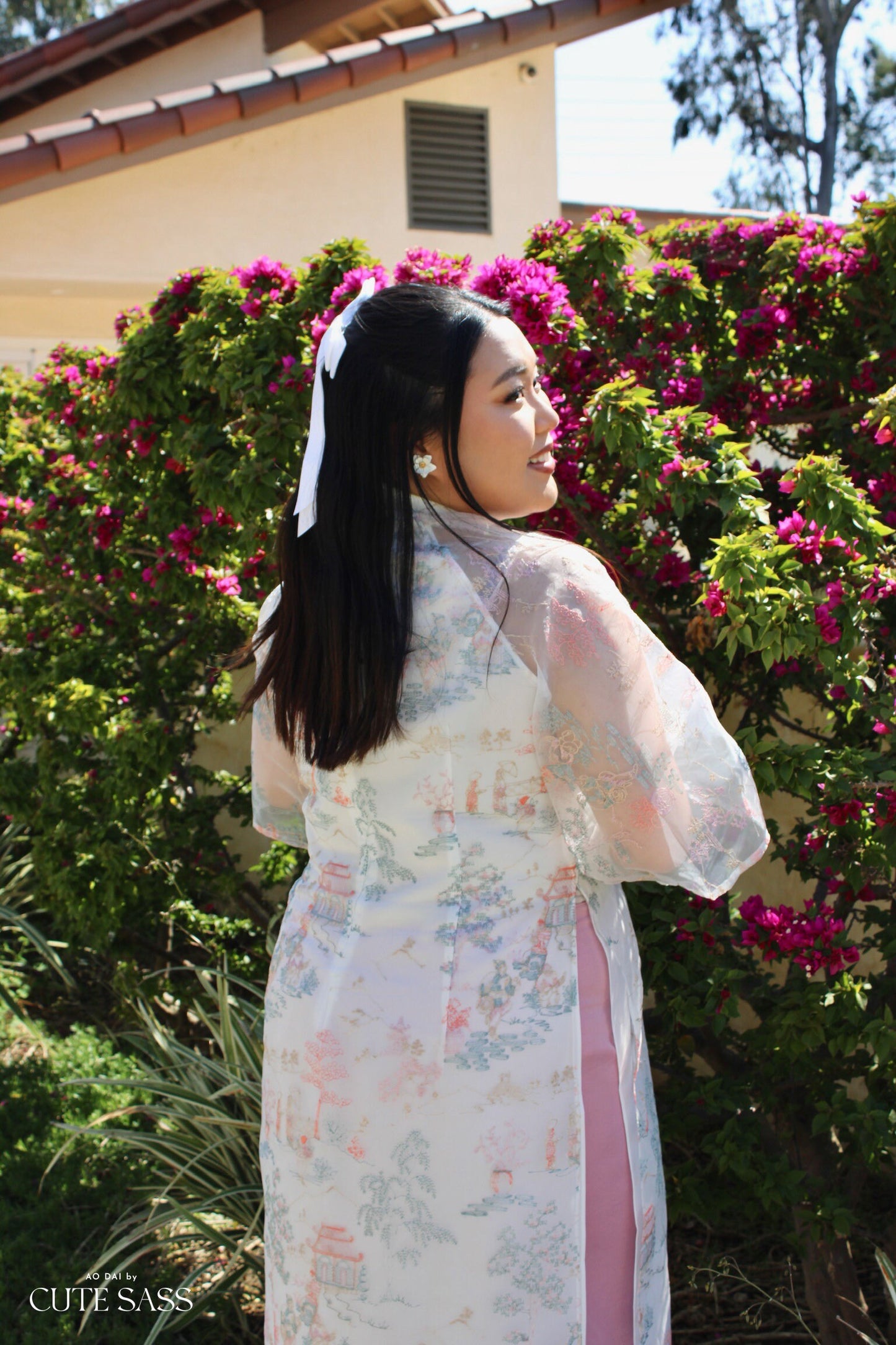 Modern Tu Minh - White Ao Dai Set |Pre-made Traditional Vietnamese Ao Dai|Ao Dai with Pants|Lunar New Year|Ao Dai Truyen Thong|