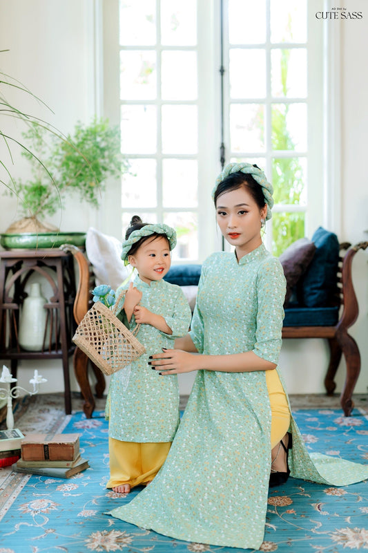 Mom and Daughter Cyan MatchingAo Dai Set with Headbands