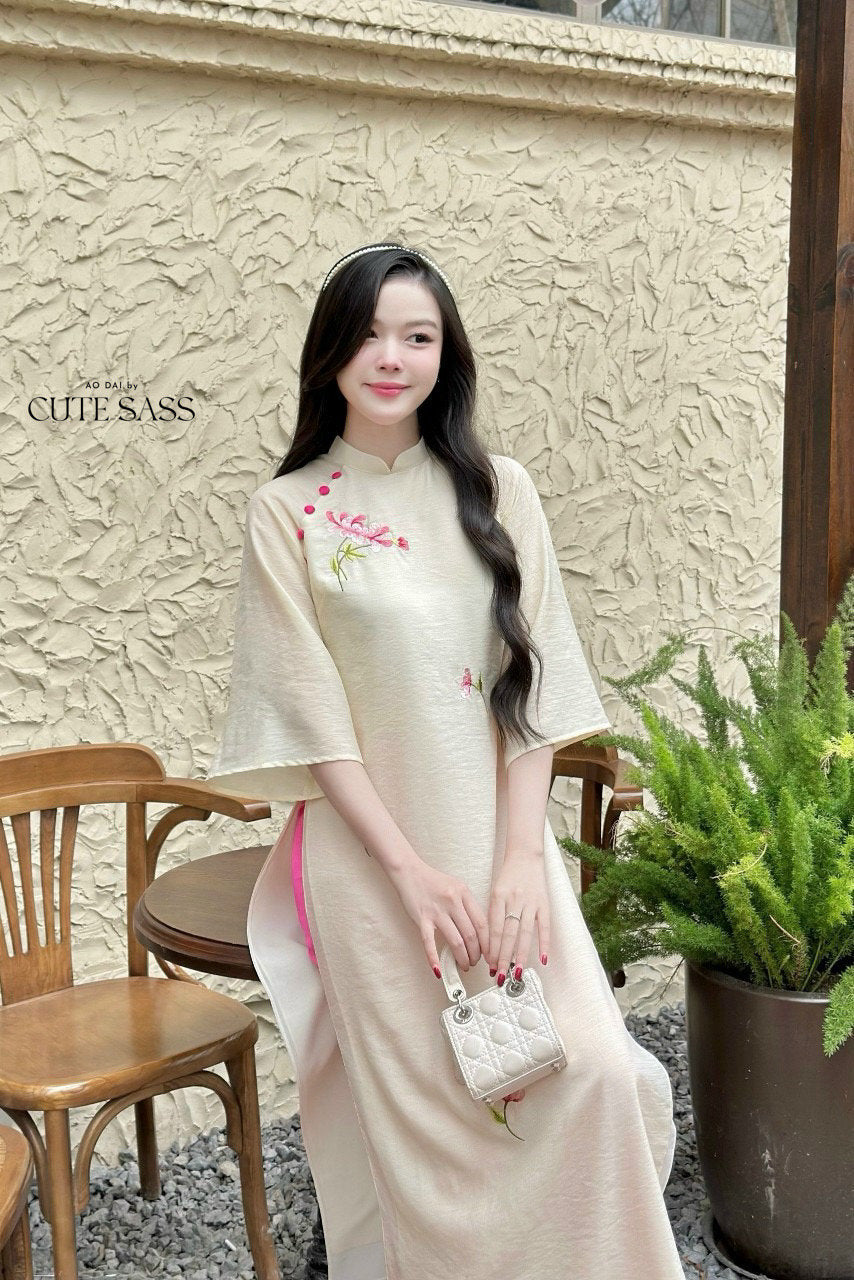 Cream Button Embroidery Ao Dai Set |Pre-made Modernized Vietnamese Ao Dai| Ao Dai with Pants | Lunar New Year| Ao Dai Truyen Thong|11B