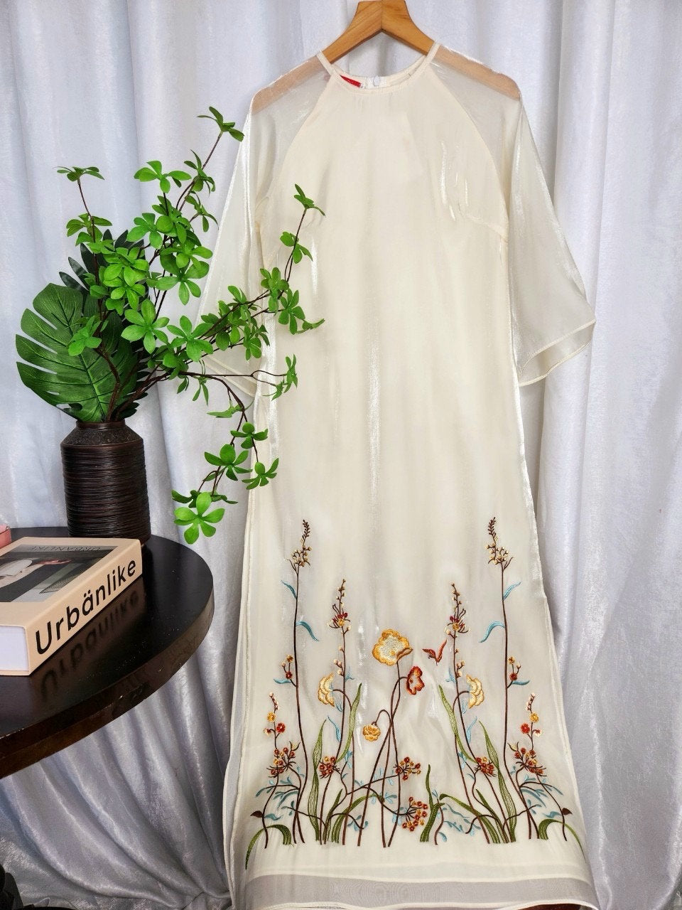 Ao Dai Set |Pre-made Modernized Vietnamese Ao Dai| Ao Dai with Pants | Lunar New Year| Ao Dai Truyen Thong|