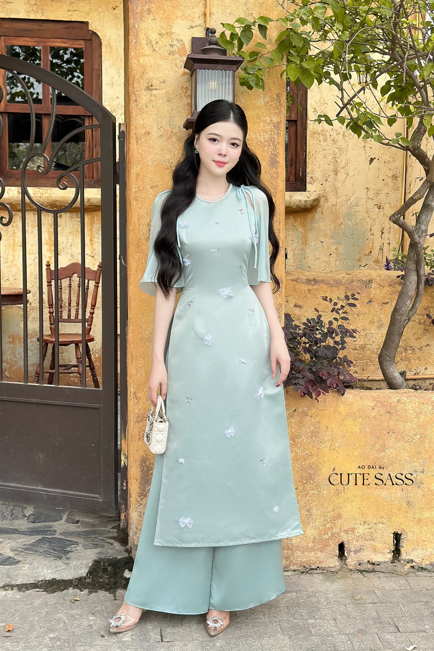 Sparkle Bow Details Ao Dai Set (2 Colors) |Pre-made Modernized Vietnamese Ao Dai| Ao Dai with Pants | Lunar New Year|18B