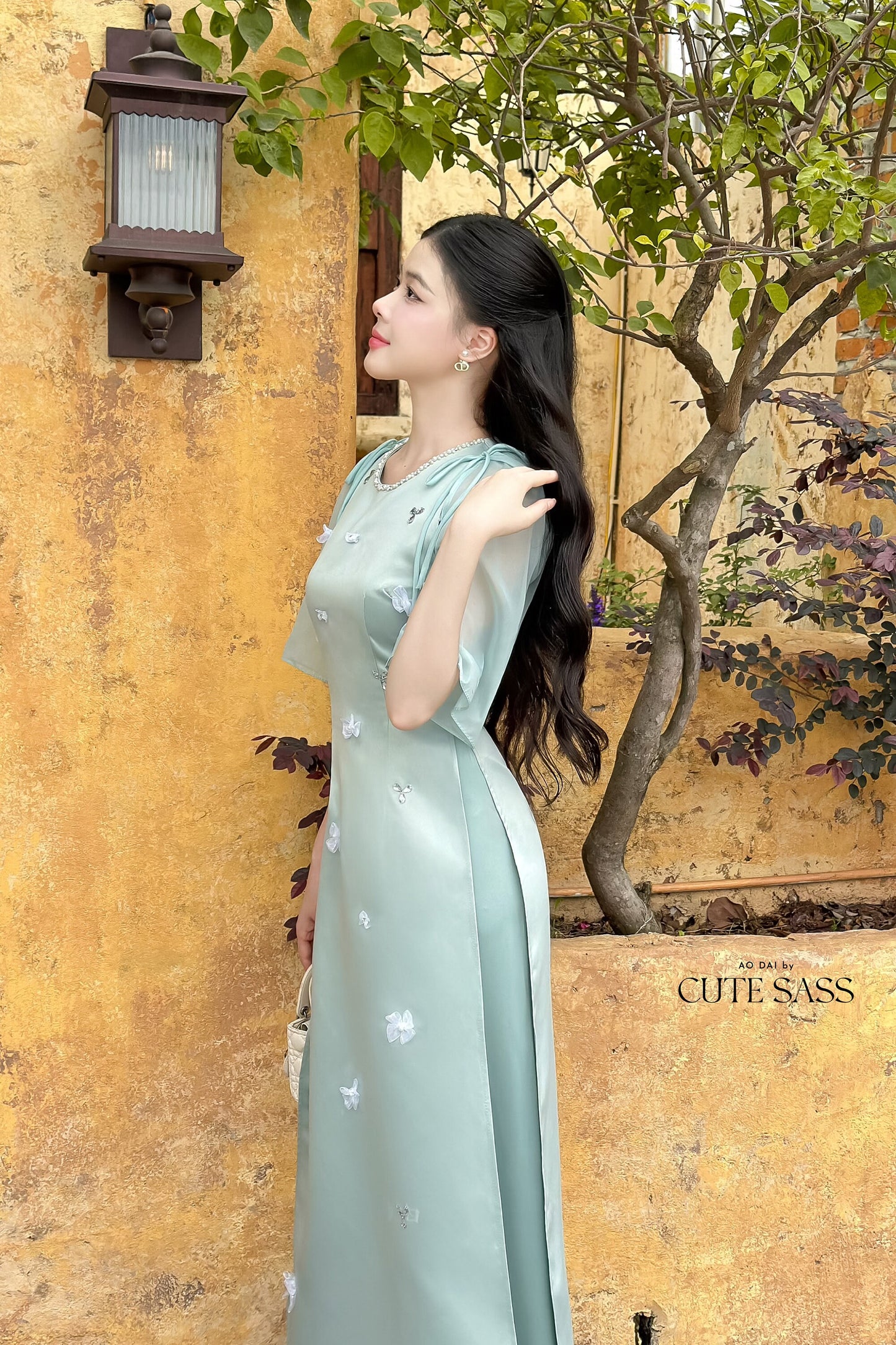 Sparkle Bow Details Ao Dai Set (2 Colors) |Pre-made Modernized Vietnamese Ao Dai| Ao Dai with Pants | Lunar New Year|18B