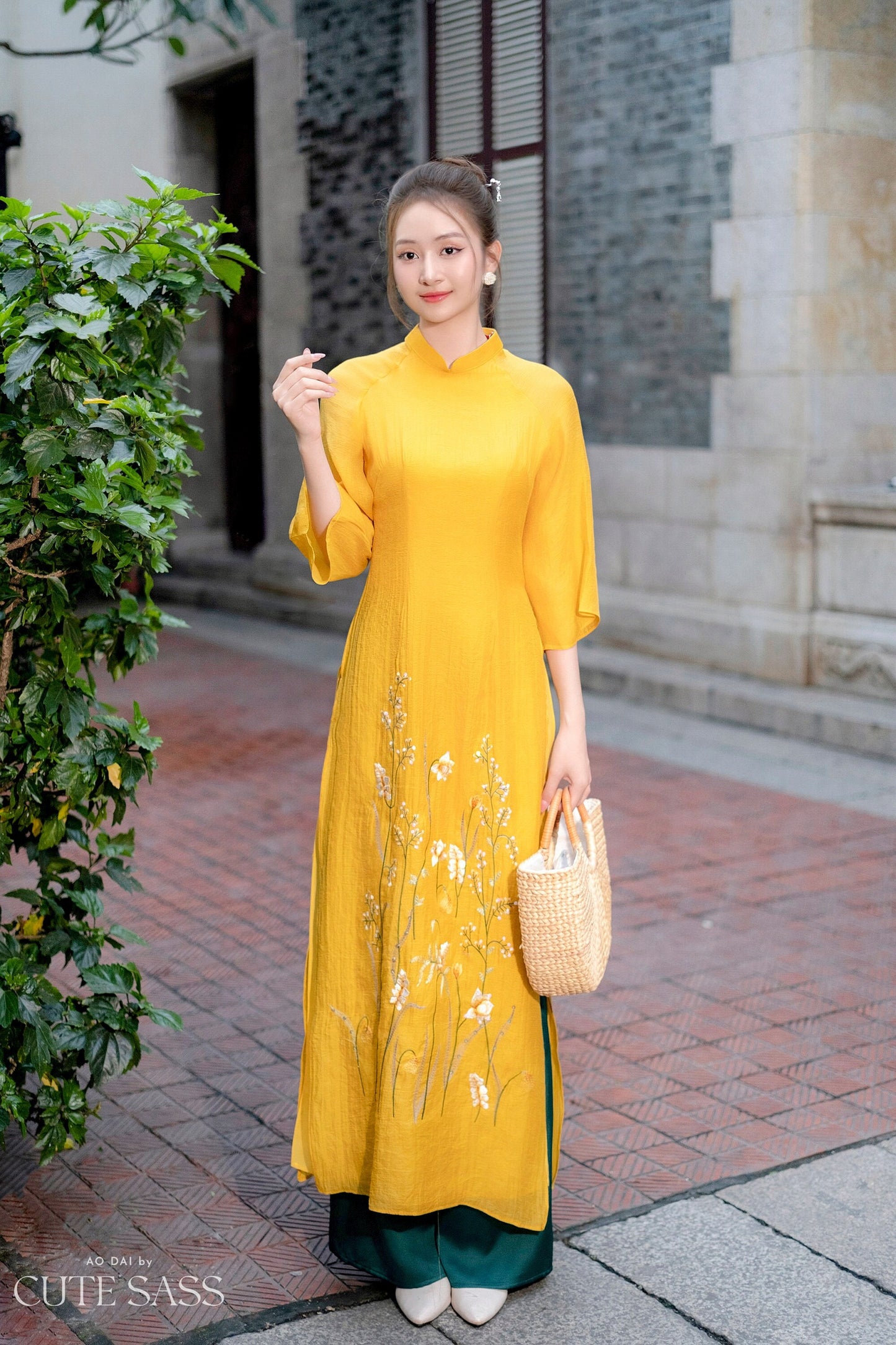 Yellow Embroidery Chiffon Ao Dai Set |Pre-made Modernized Vietnamese Ao Dai