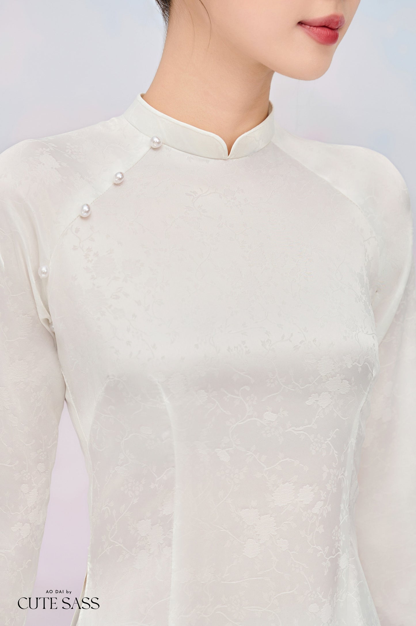 Tinh Kỳ - White High Collar Ao Dai Set |Pre-made Traditional Vietnamese Ao Dai|Ao Dai with Pants|Graduaion