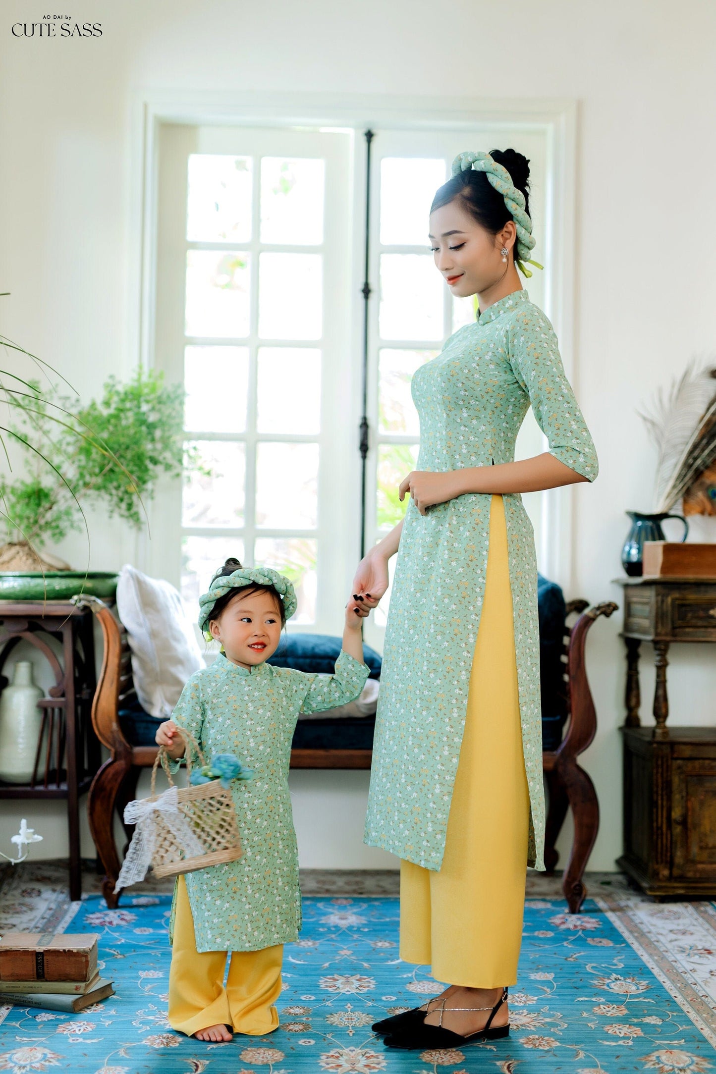 Mom and Daughter Cyan MatchingAo Dai Set with Headbands