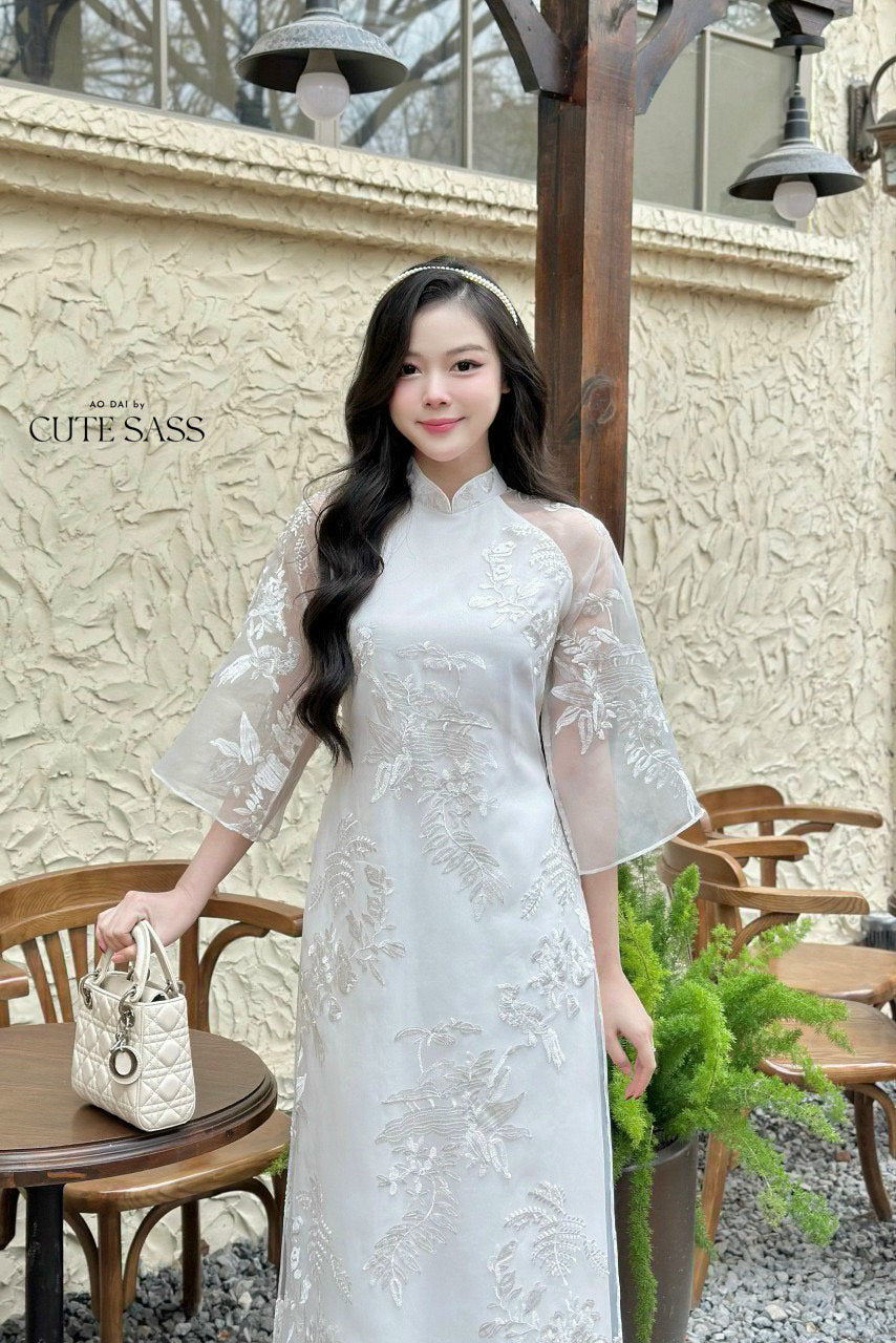 White Foliage Embroidery Ao Dai Set |Pre-made Modernized Vietnamese Ao Dai| Ao Dai with Pants | Lunar New Year| Ao Dai Truyen Thong|21A