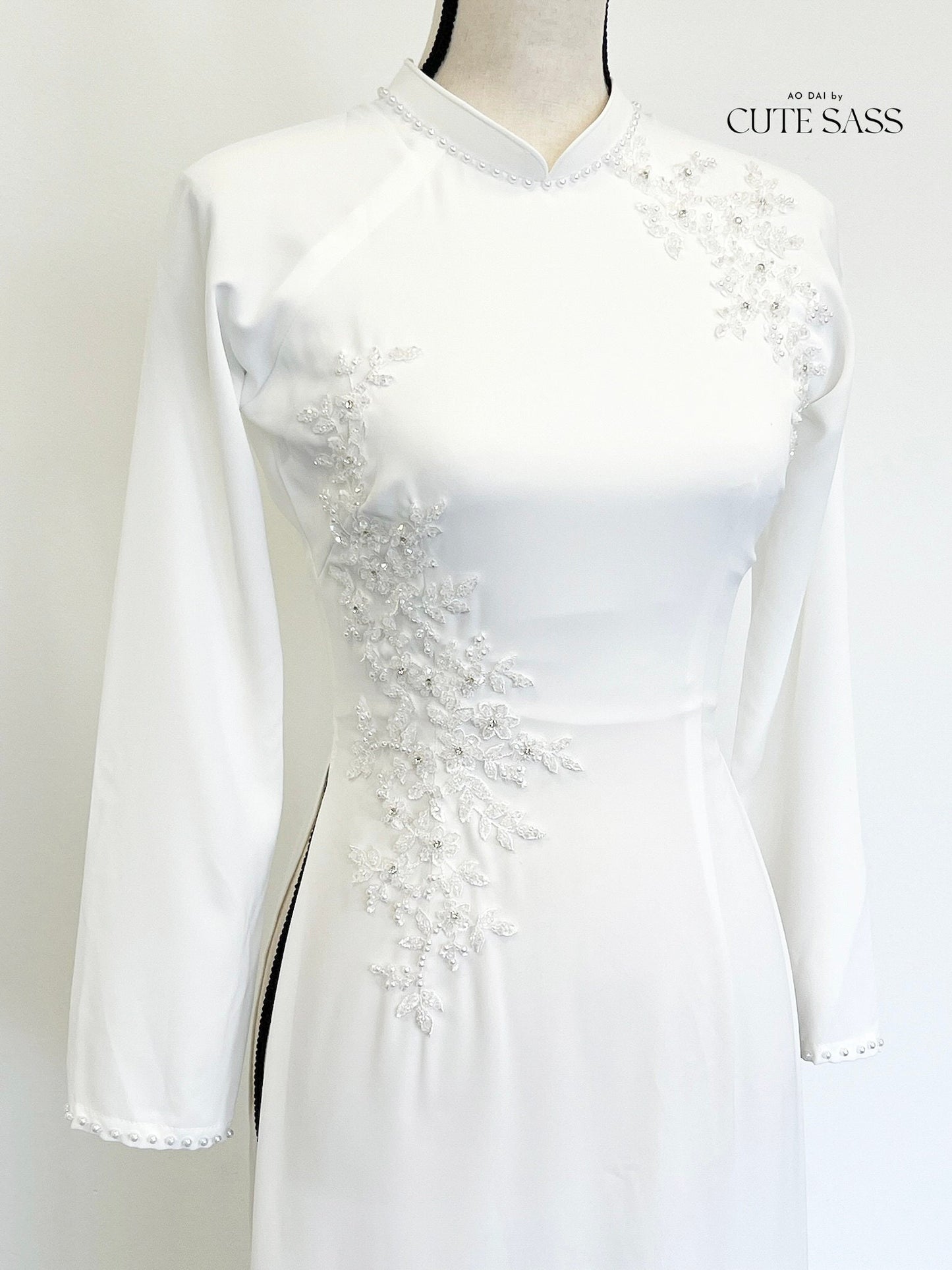 Tinh Kỳ - Jeweled Pearls Ao Dai Set M1|Pre-made Traditional Vietnamese Ao Dai|Ao Dai with Pants|Graduaion | Bridal |Ao Dai Truyen Thong|