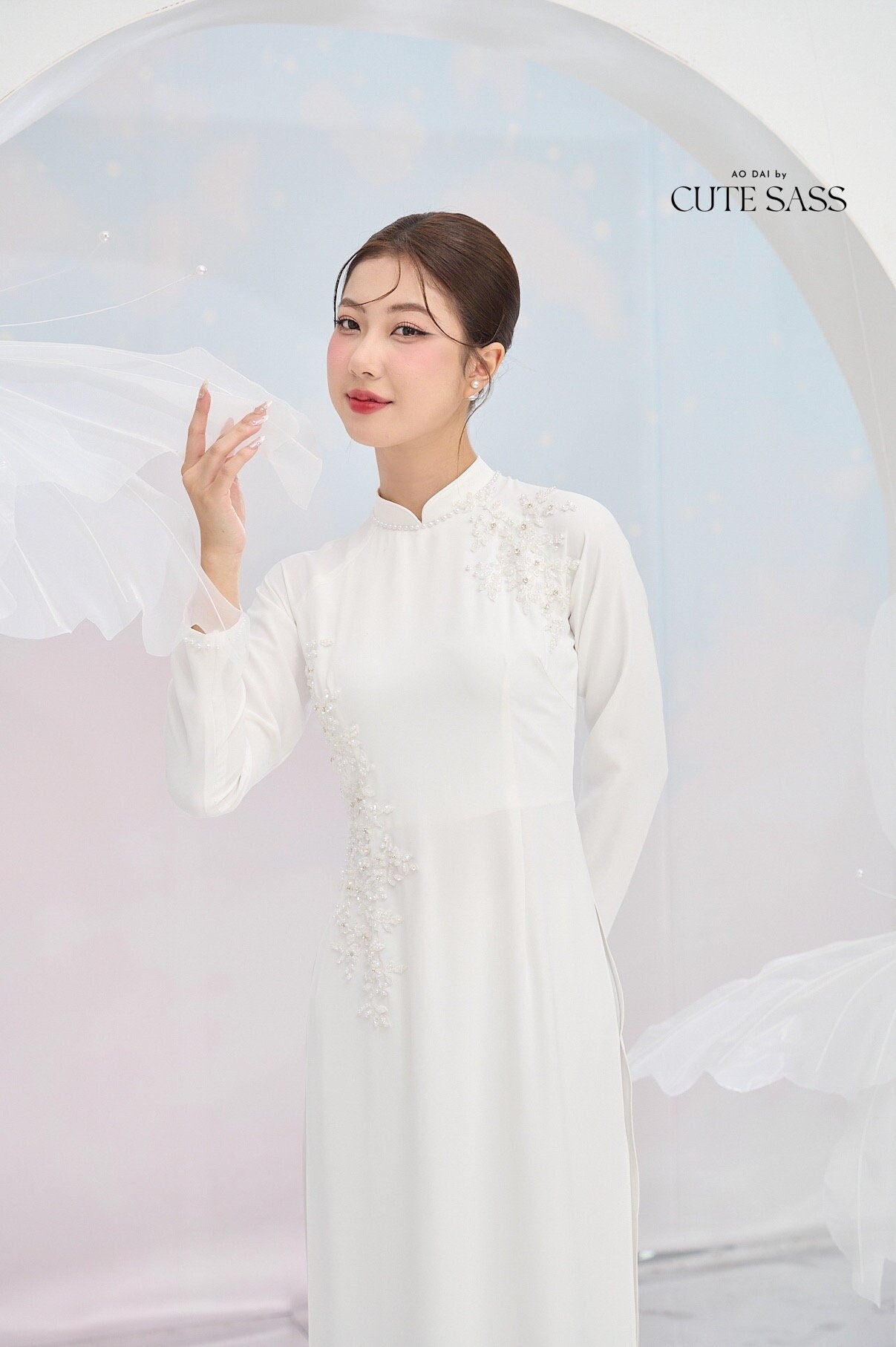 Tinh Kỳ - Jeweled Pearls Ao Dai Set M1|Pre-made Traditional Vietnamese Ao Dai|Ao Dai with Pants|Graduaion | Bridal |Ao Dai Truyen Thong|