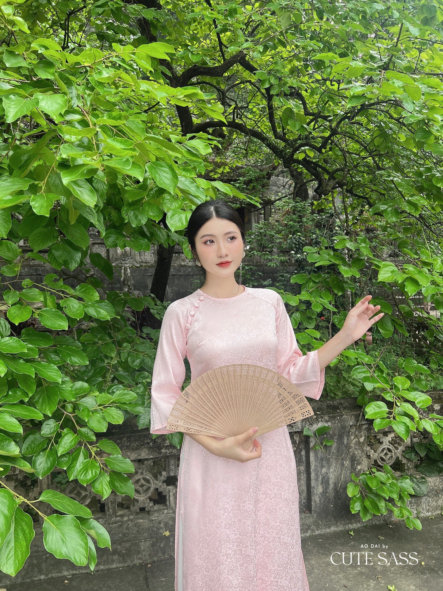 Light Pink Gam Ao Dai Top Only, NO PANTS | Pre-made Vietnamese Ao Dai| Women Ao Dai | Lunar New Year| Ao Dai Truyen Thong|10B