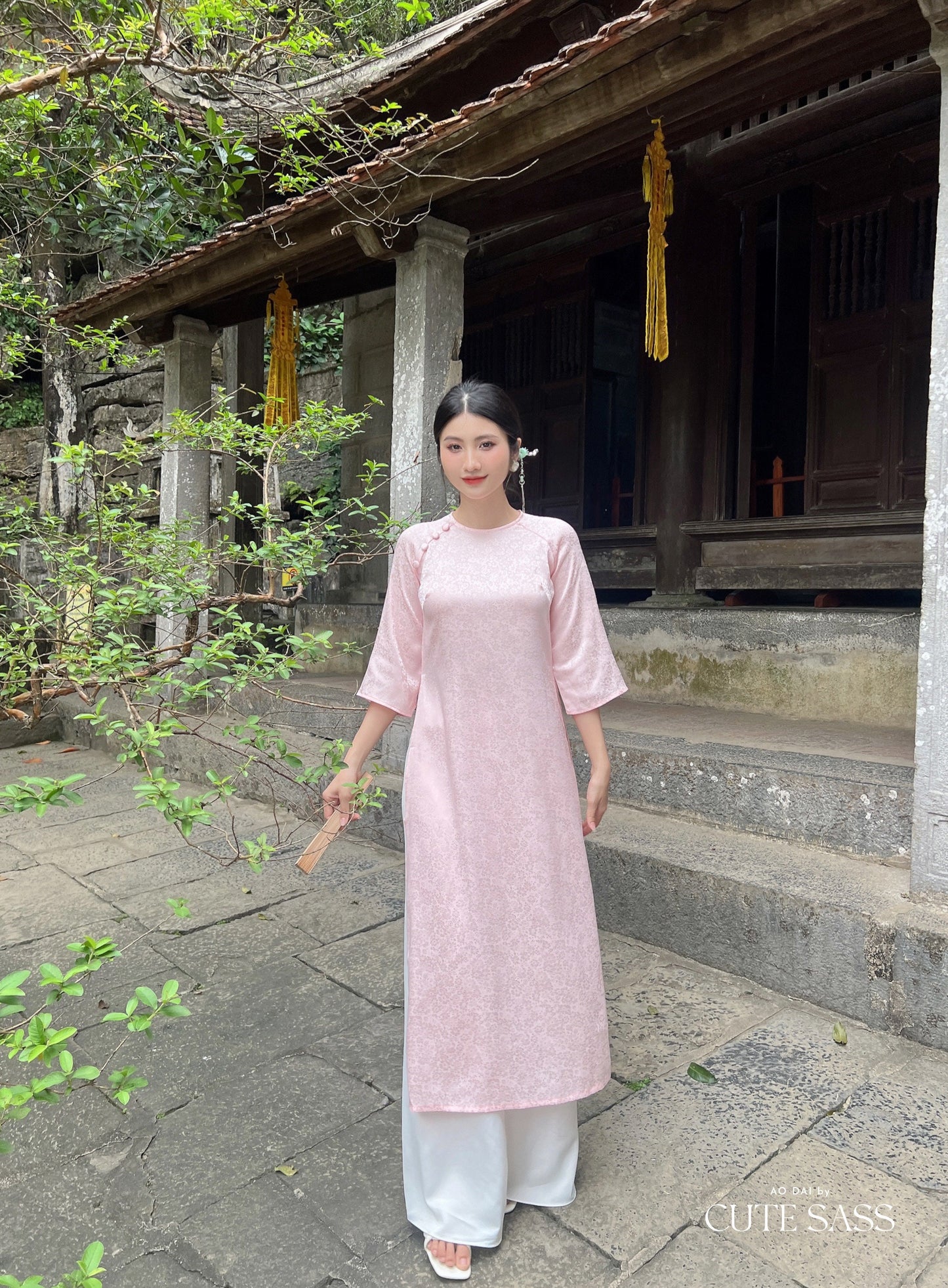 Light Pink Gam Ao Dai Top Only, NO PANTS | Pre-made Vietnamese Ao Dai| Women Ao Dai | Lunar New Year| Ao Dai Truyen Thong|10B