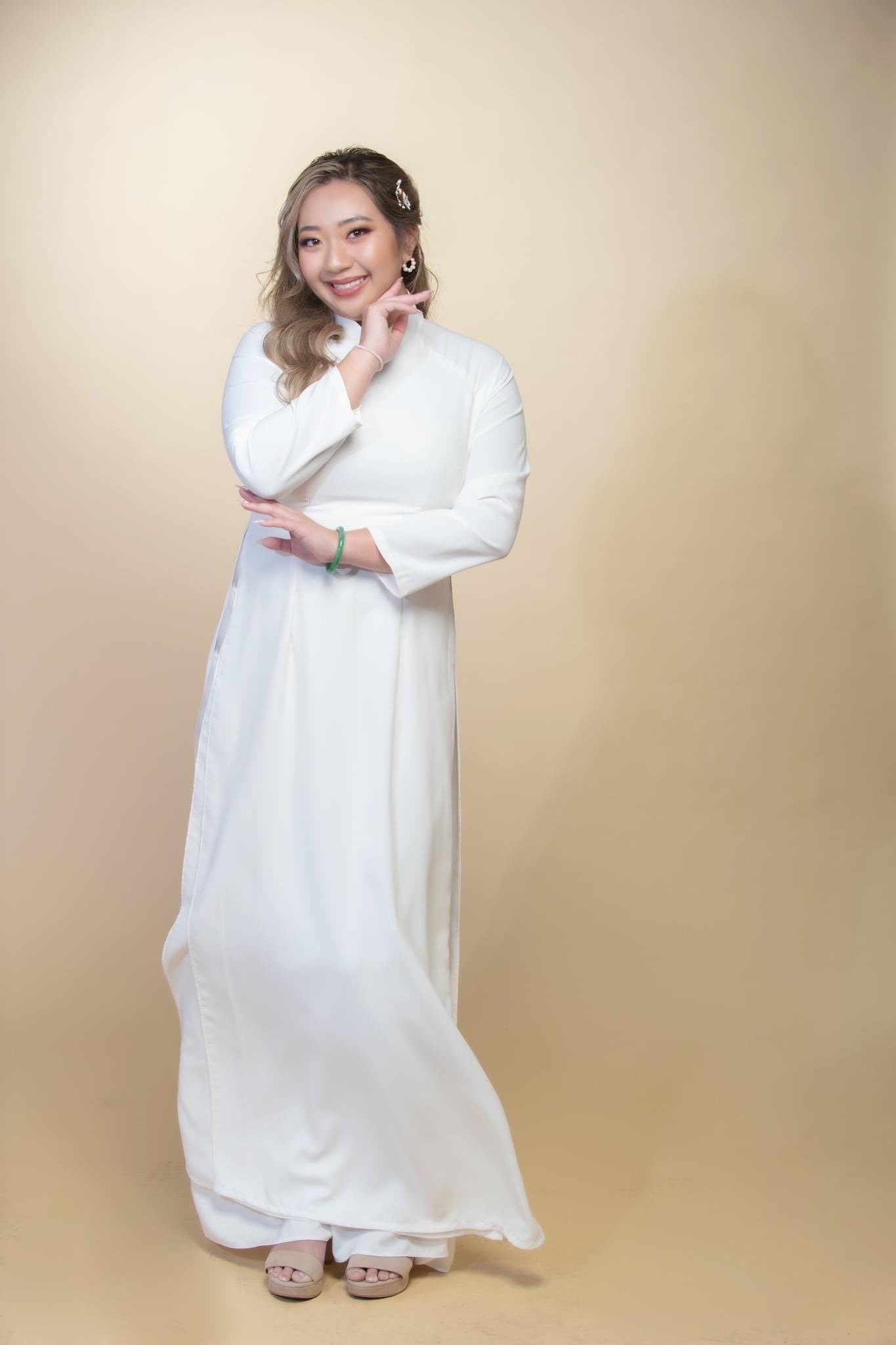 White Chiffon Plain High Collar Ao Dai Top, NO PANTS | Pre-made Traditional Vietnamese Ao Dai | Lunar New Year | Ao Dai Trang |25C