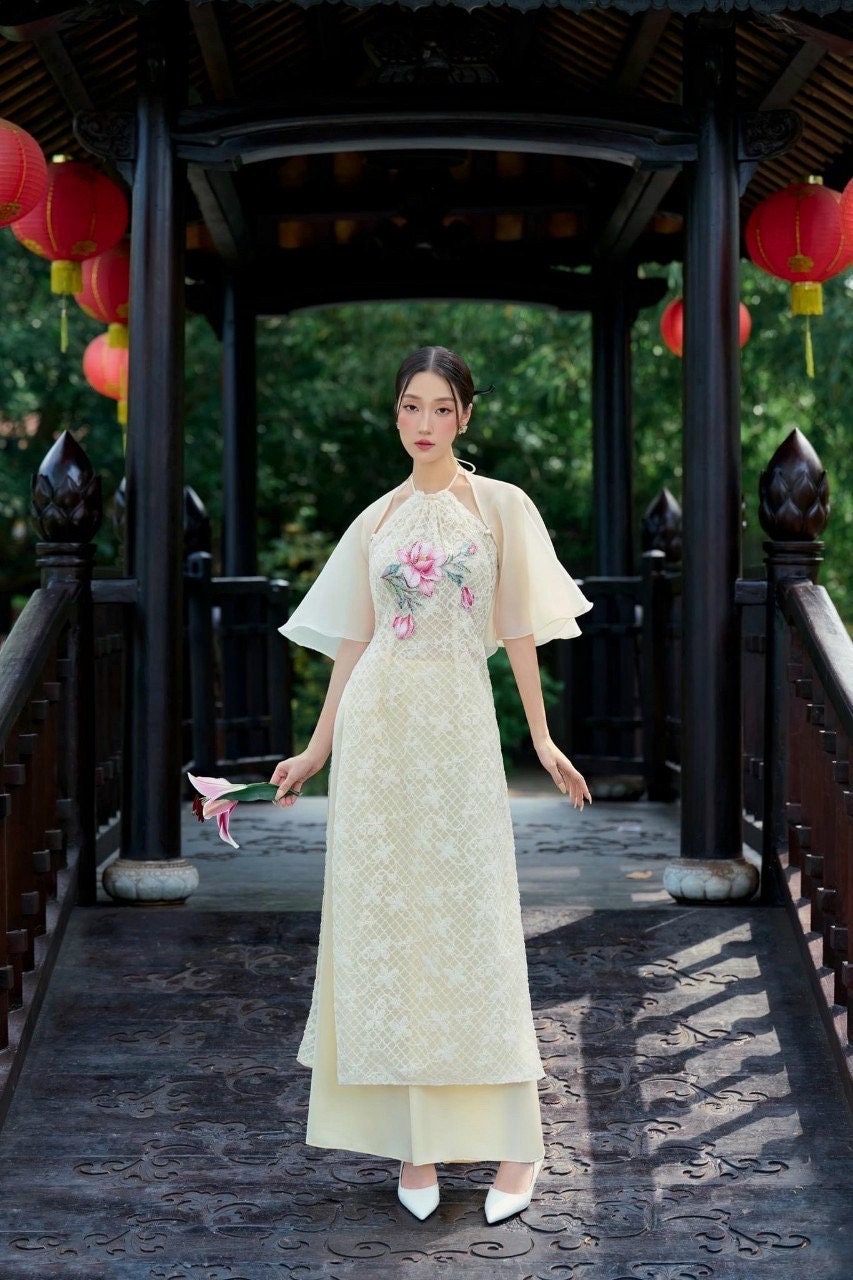 Cream Removable Cape Ao Dai Set | Pre-made Modernized Vietnamese Ao Dai| Ao Dai with Pants| Lunar New Year| Ao Dai Cach Tan | 9A