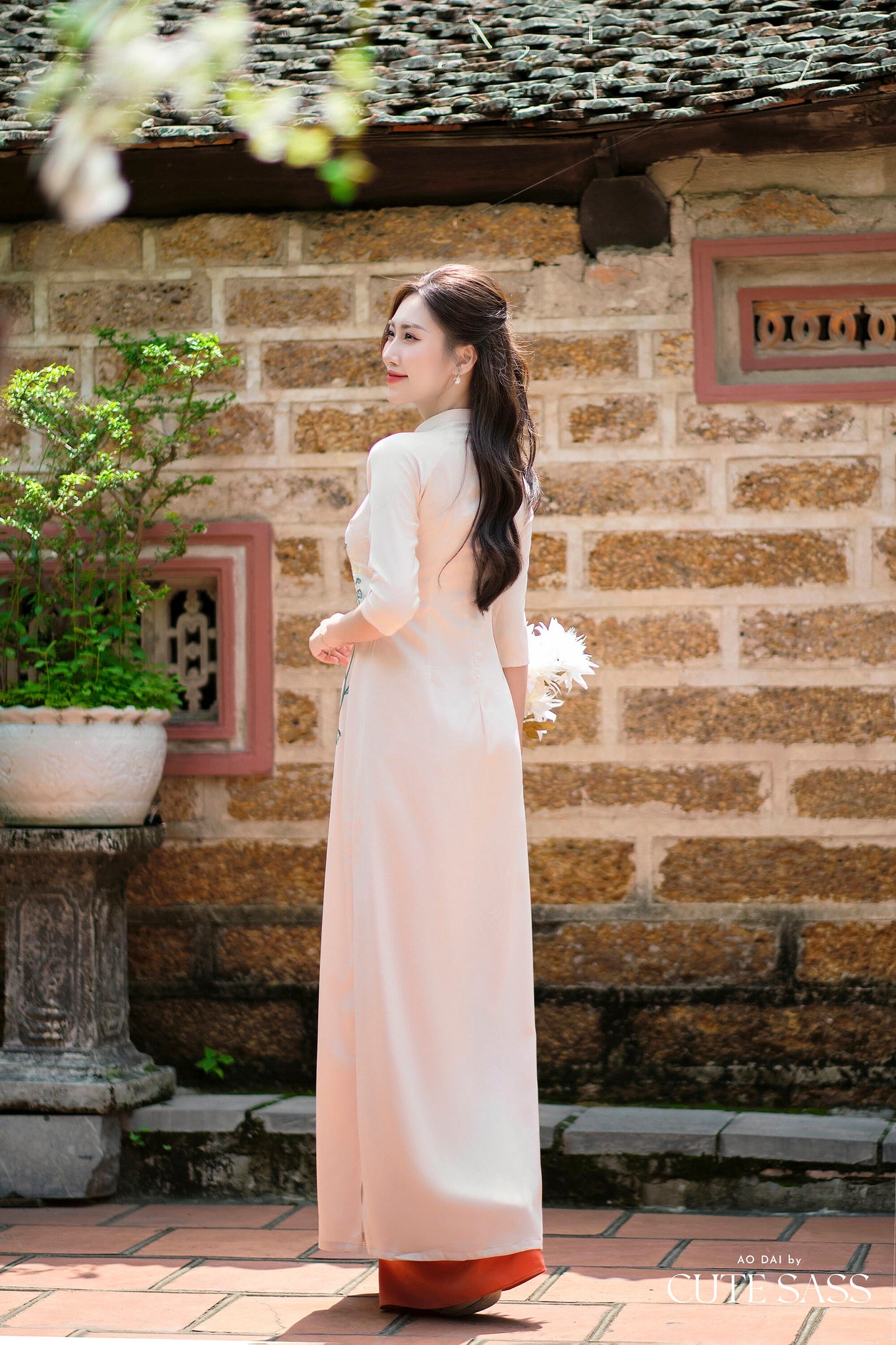 Beige Embroidery Ao Dai Set | Pre-made Traditional Vietnamese Ao Dai | Women Ao Dai with Pants | Lunar New Year| Ao Dai Truyen Thong |FL