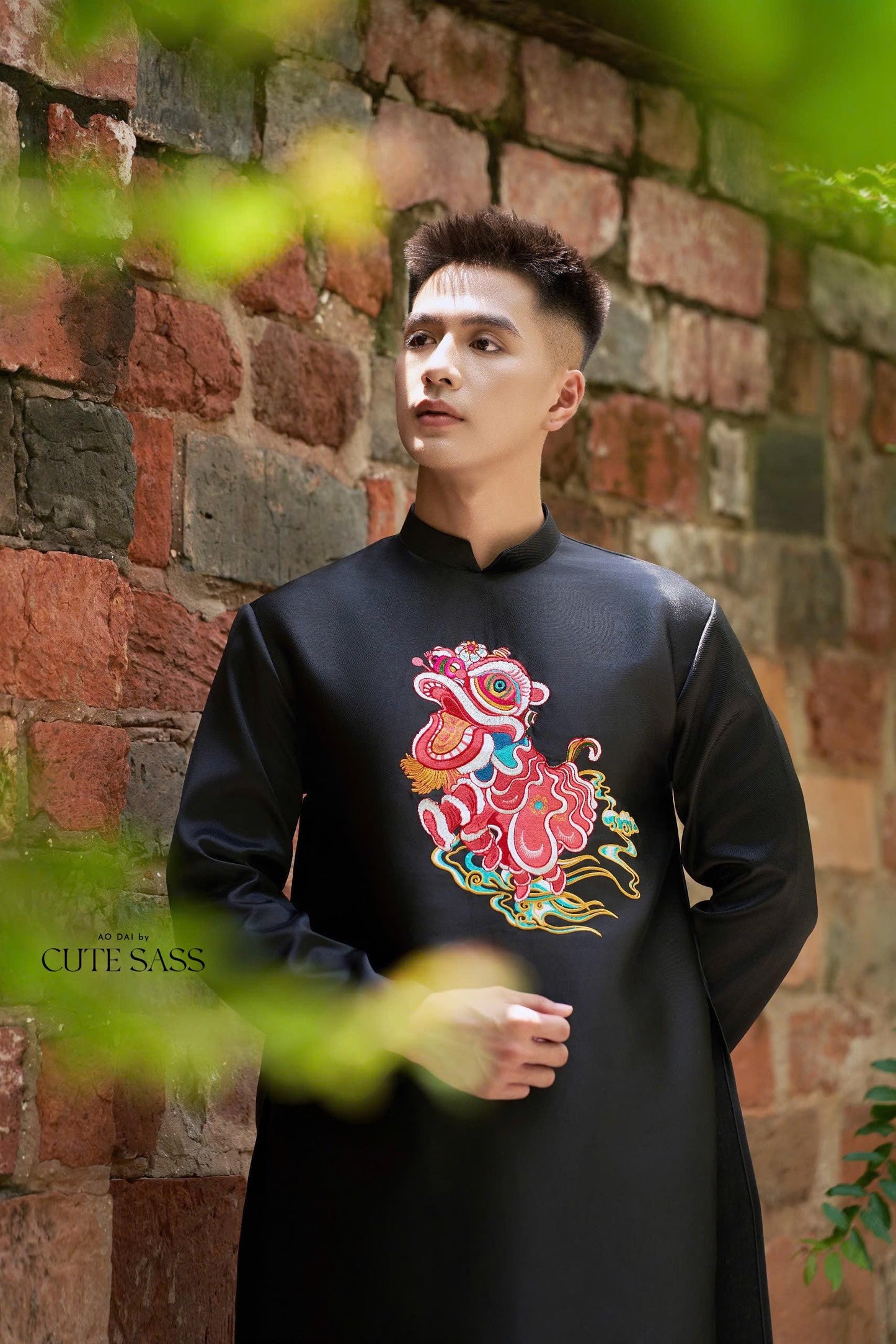 Black Embroidery Lan Ao Dai Top| Pre-made Traditional Vietnamese Ao Dai| Lunar New Year | Ao Dai for Dad, Boy | Ao Dai Tet|