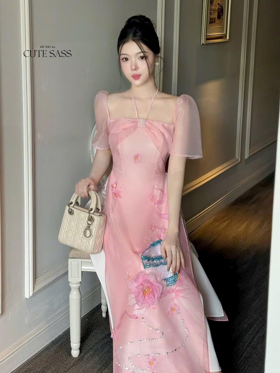 Pink Halter Sparkle Vase Ao Dai Set | Pre-made Traditional Vietnamese Ao Dai|Ao Dai with Pants|Lunar New Year Ao Dai|