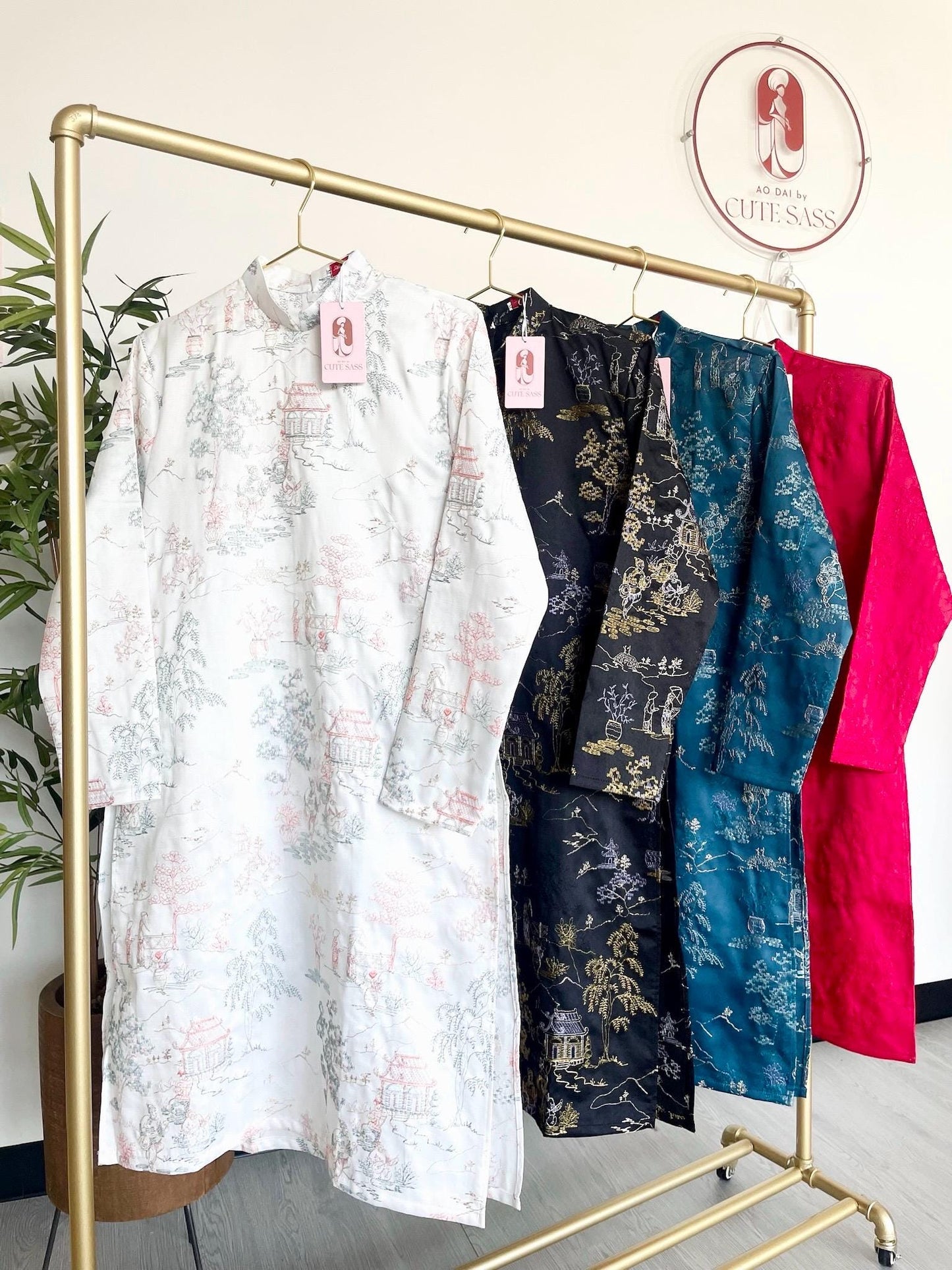 Men White Tu Minh Ao Dai Top 29,38A| Pre-made Vietnamese Ao Dai| Lunar New Year | Ao Dai for Girl, Mom, Dad, Boy | Ao Dai Tet|