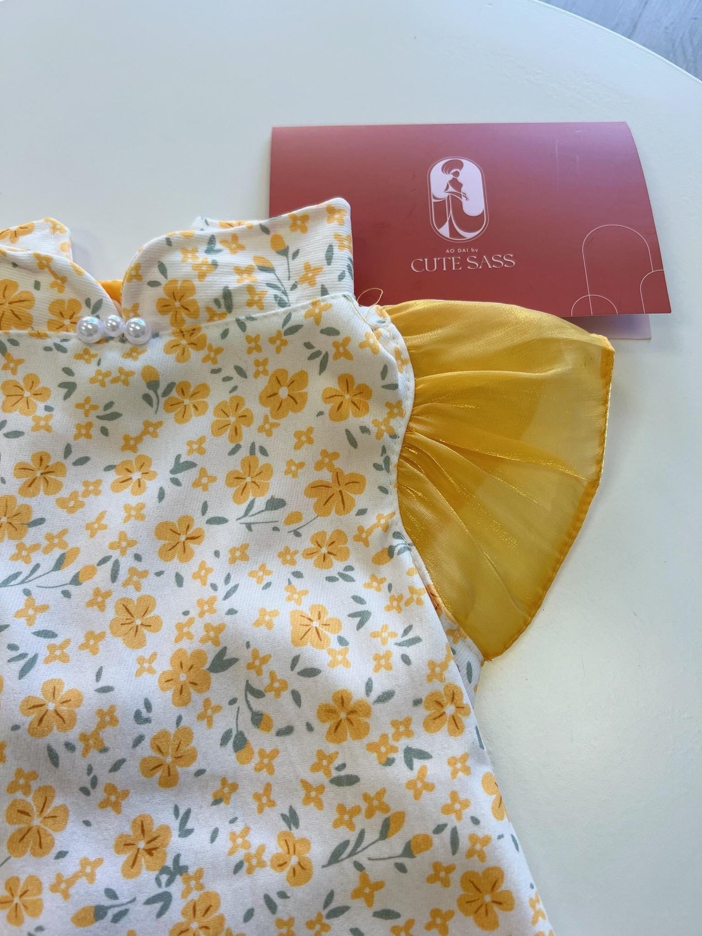 Pet Yellow Wing Sleeves Daisy Ao Dai 4B