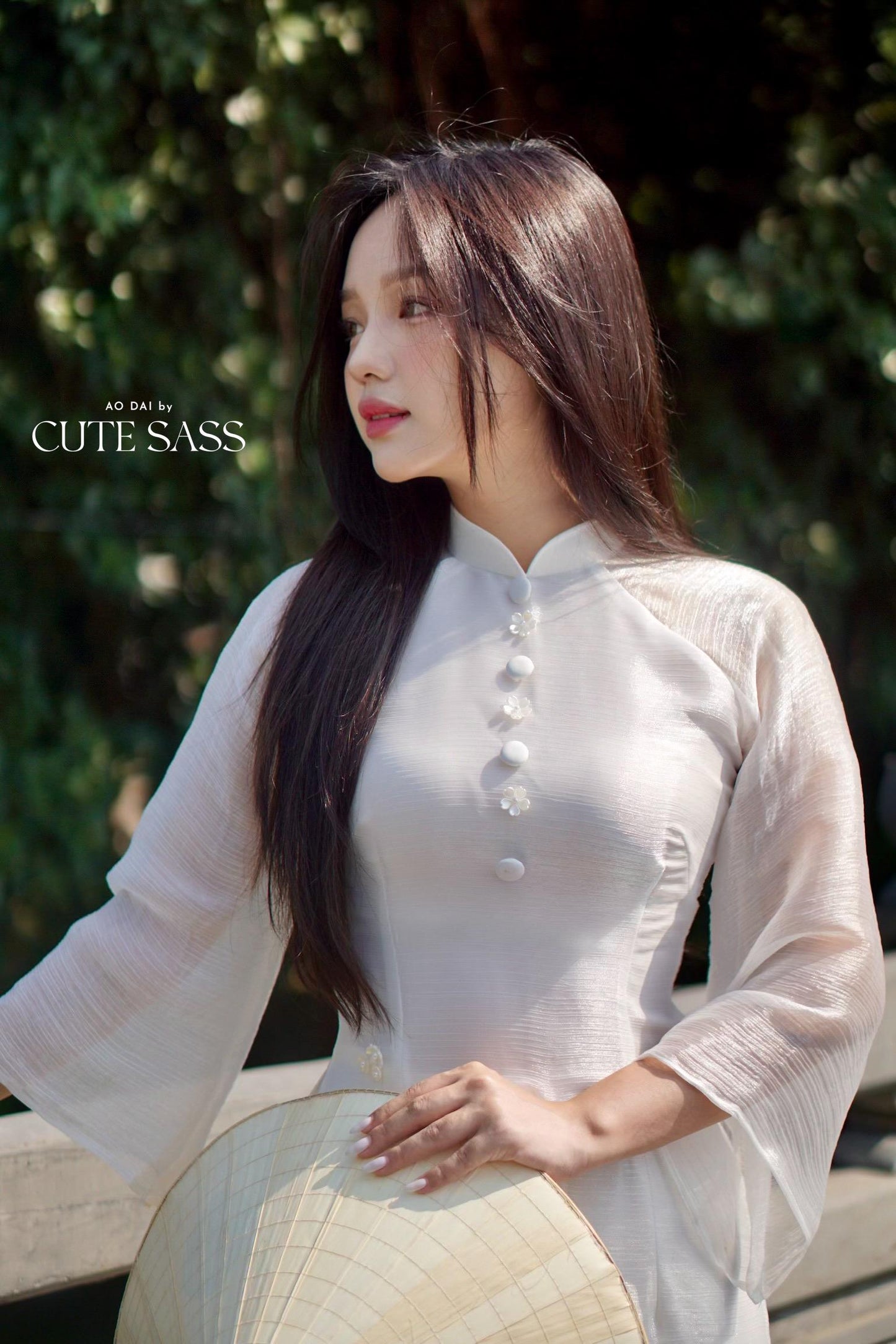 White Sparkle Button Slit Ao Dai Set |Pre-made Modernized Vietnamese Ao Dai| Ao Dai with Pants | Lunar New Year| Ao Dai Truyen Thong