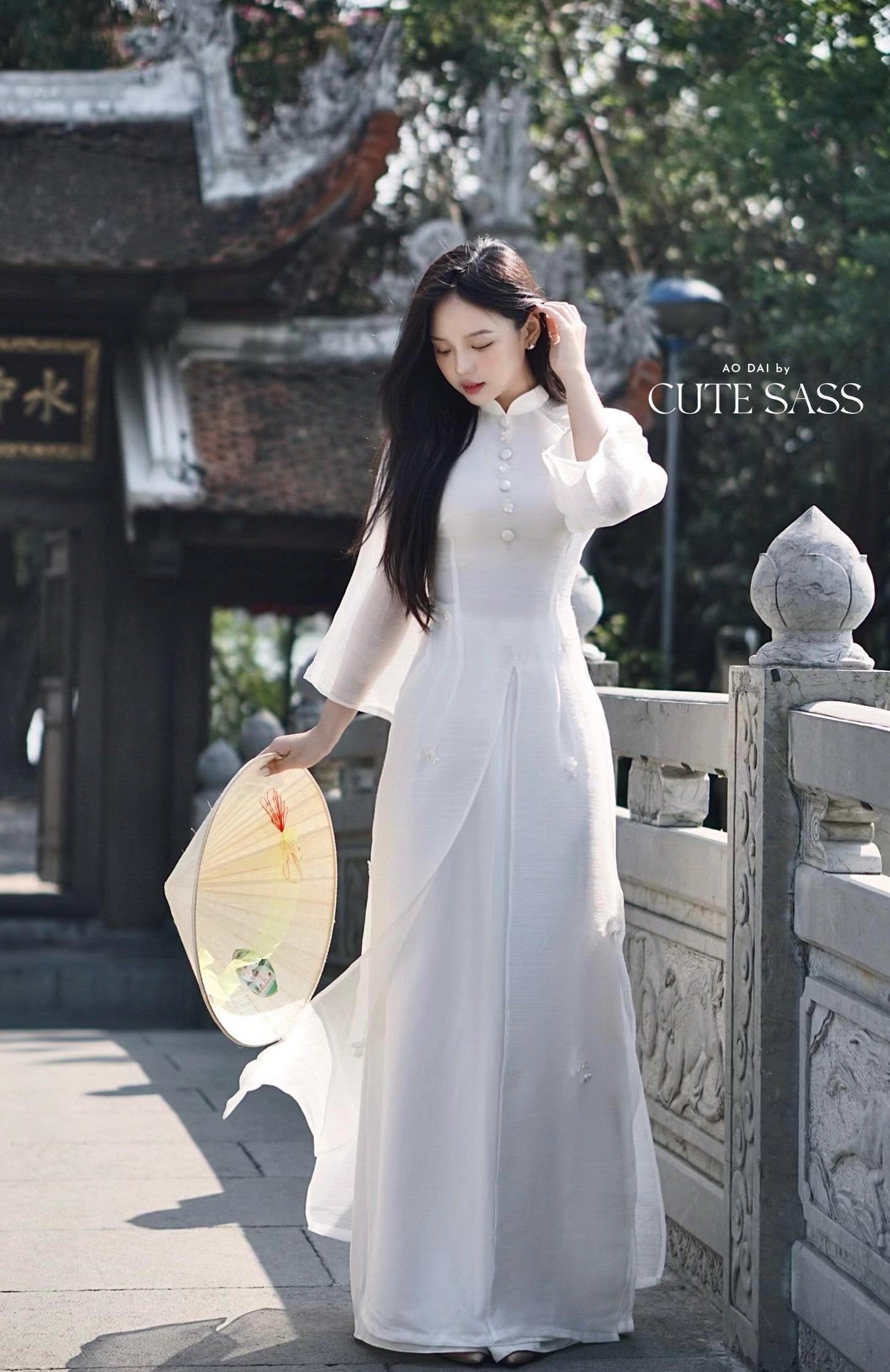 White Sparkle Button Slit Ao Dai Set |Pre-made Modernized Vietnamese Ao Dai| Ao Dai with Pants | Lunar New Year| Ao Dai Truyen Thong