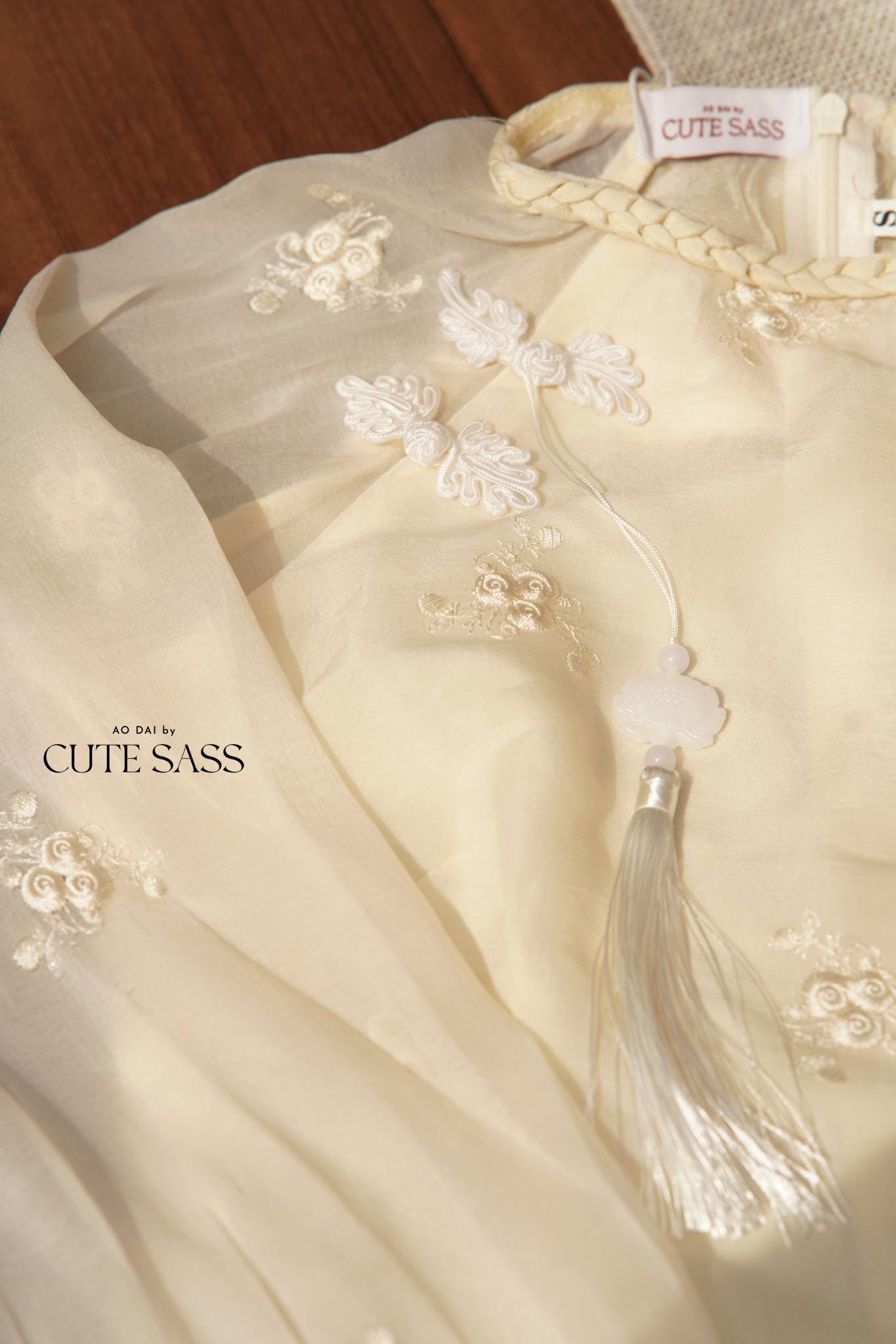 Cream Tassel Embroidery Roses Ao Dai Set 29A|Pre-made Modernized Vietnamese Ao Dai| Women Ao Dai with Pants | Lunar New Year|