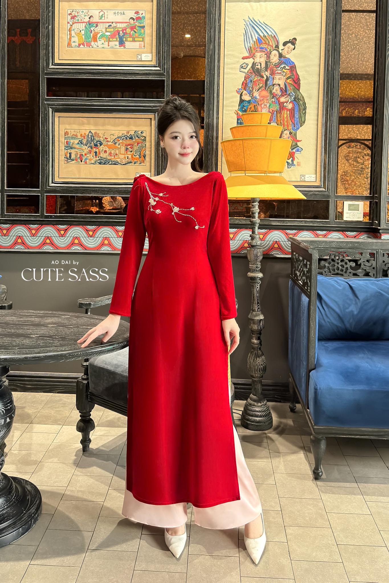 Huyen Mi - Red Velvet Boat Neckline Ao Dai Set |Pre-made Traditional Vietnamese Women Ao Dai with Pants | Lunar New Year|Ao Dai Cach Tan