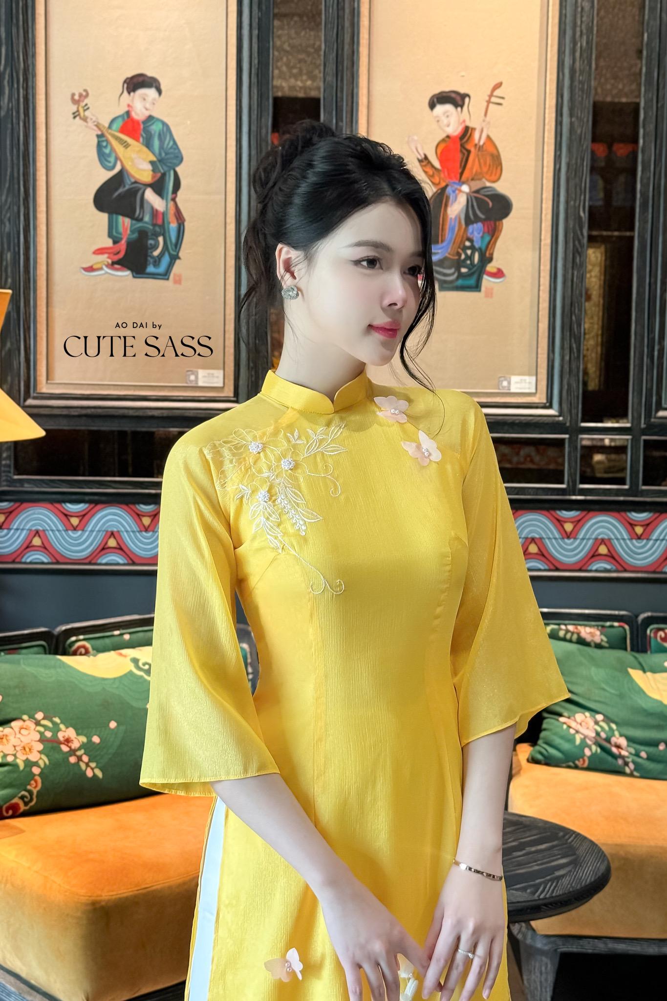 Yen Oanh - Yellow 3D Linh Lan Ao Butterflies Dai Set 19C|Pre-made Traditional Vietnamese Women Ao Dai with Pants|Lunar New Year|