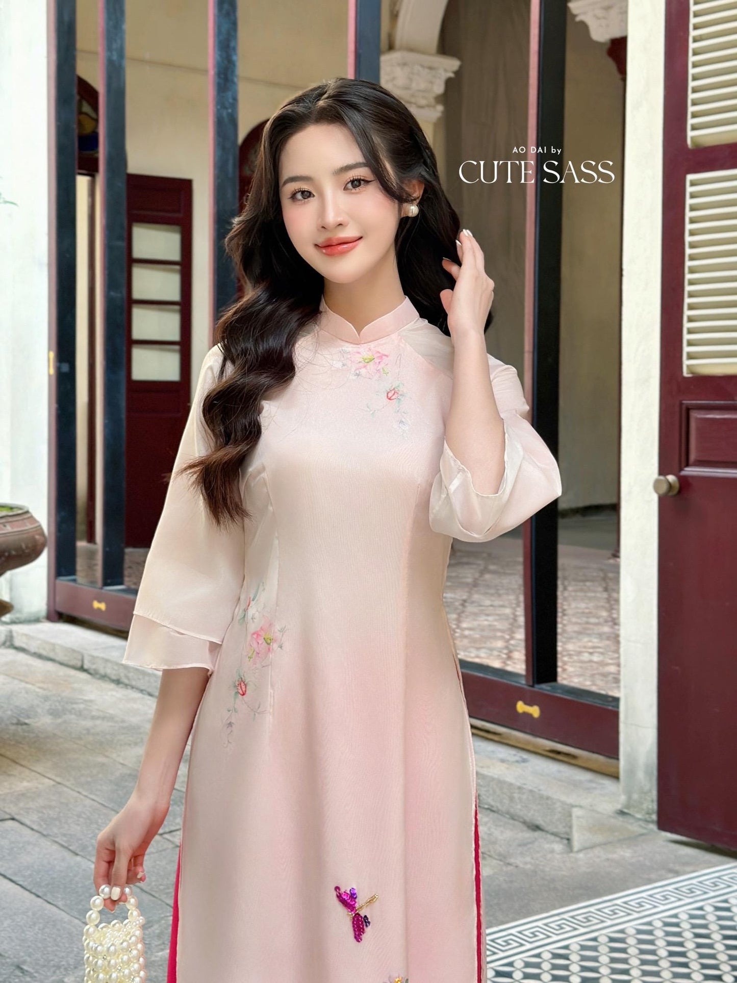 Yen Oanh - Pink Sparkle Garden Butterflies Dai Set 23A|Pre-made Traditional Vietnamese Women Ao Dai with Pants|Lunar New Year|