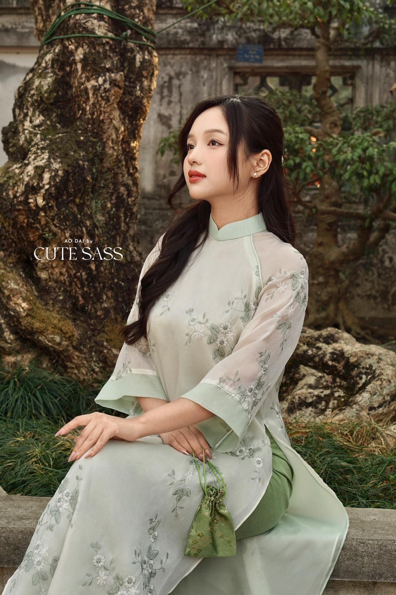 Shifted Cyan Embroidery Chiffon with Clover Tassel Ao Dai Set |Pre-made Vietnamese Women Ao Dai with Pants | Lunar New Year|Ao Dai Cach Tan