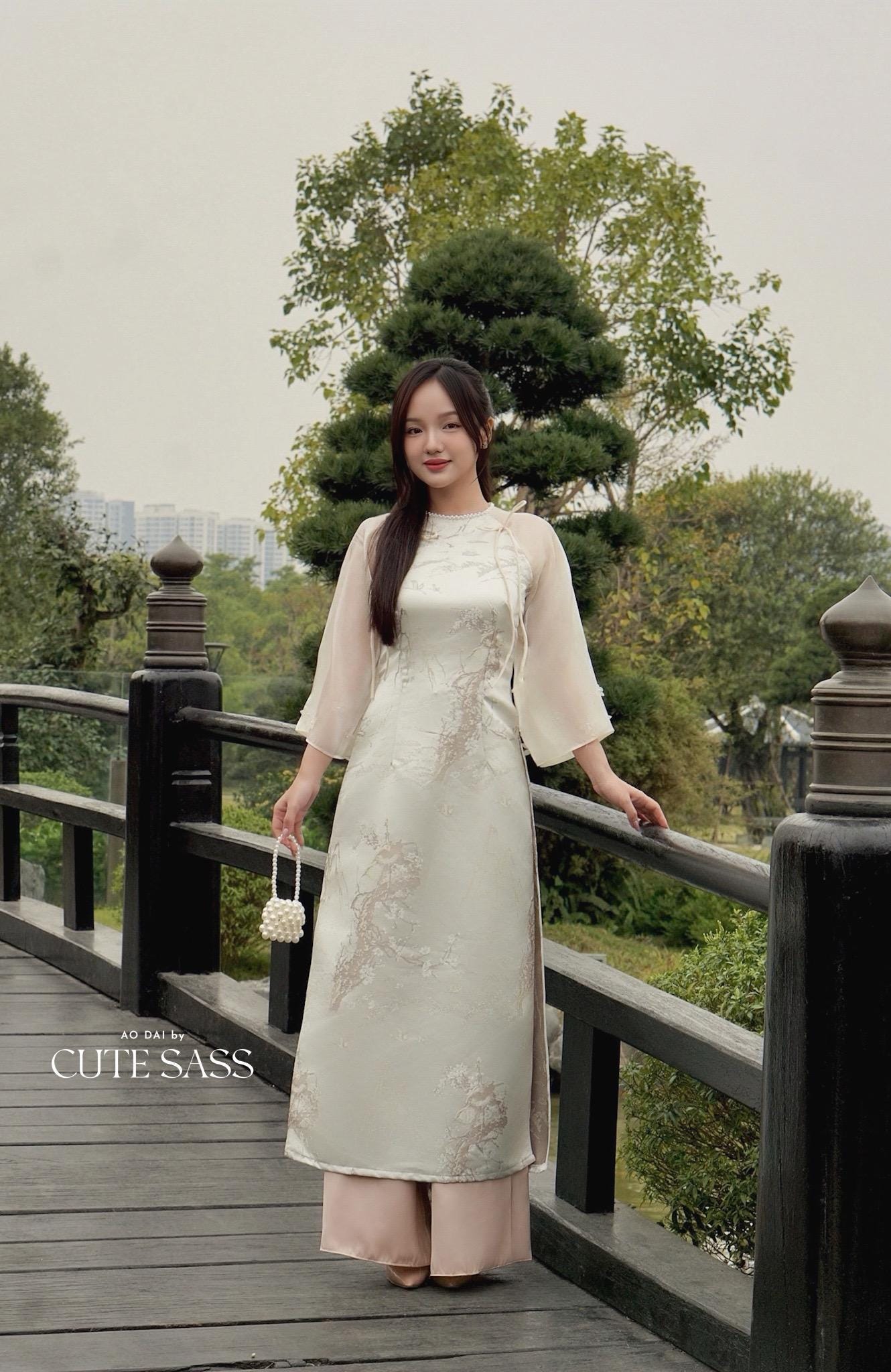 Cream Shiny Mountain Pearl Neckline Bow and Flower Sleeves Ao Dai Set|Pre-made Vietnamese Ao Dai | Lunar New Year|
