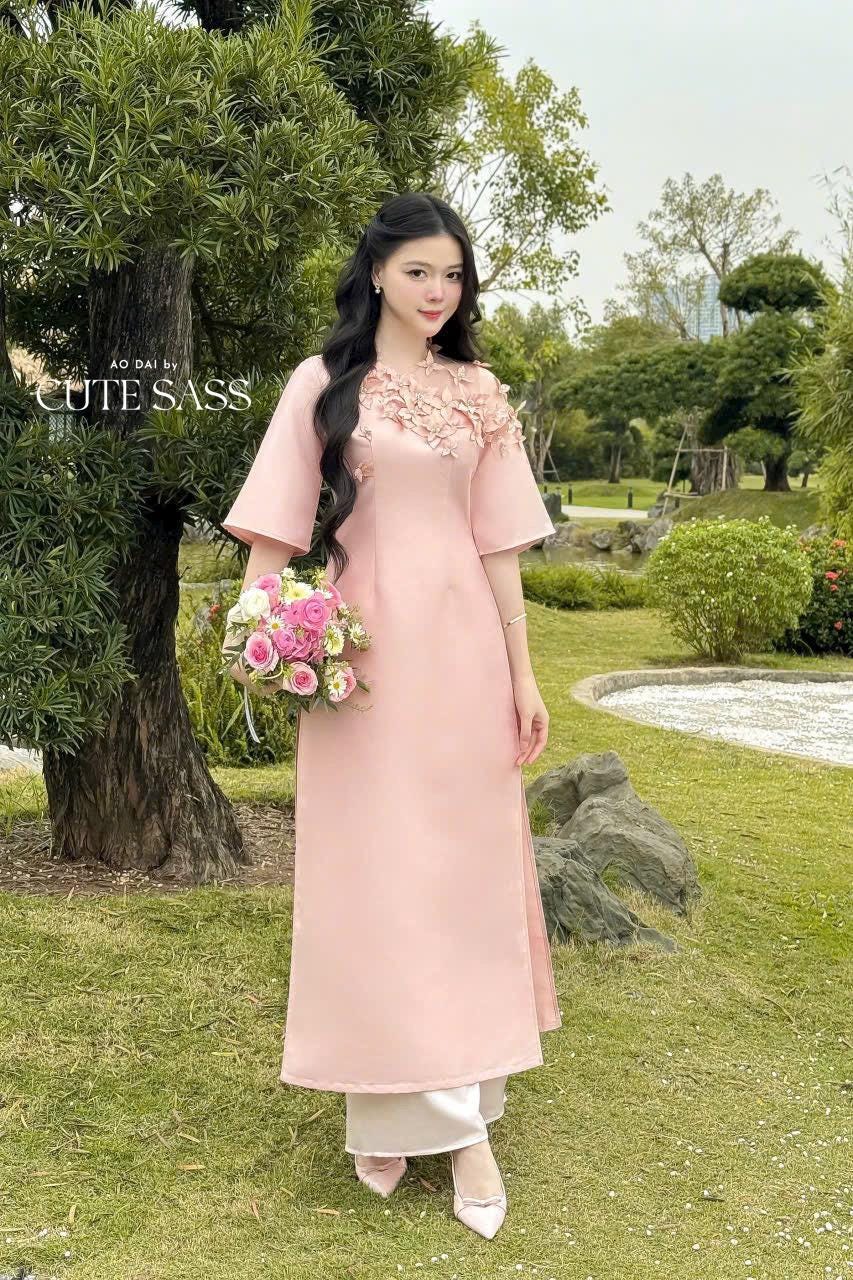 Pink 3D Flowers with Mesh Neckline Ao Dai Top Only, No Pant 30C|Pre-made Modernized Vietnamese Ao Dai| Pastel Ao Dai| Lunar New Year| AoDaibyCuteSass
