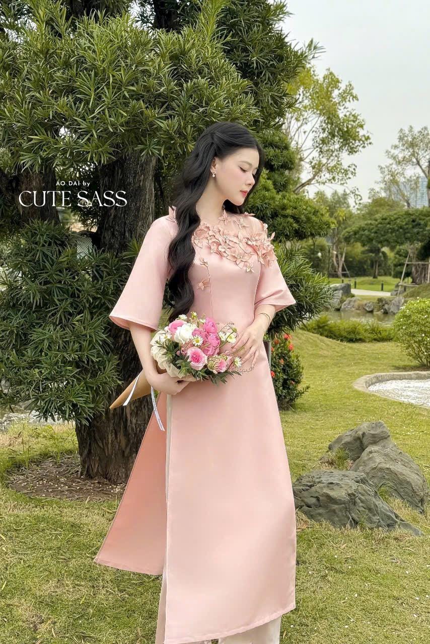 Pink 3D Flowers with Mesh Neckline Ao Dai Top Only, No Pant 30C|Pre-made Modernized Vietnamese Ao Dai| Pastel Ao Dai| Lunar New Year| AoDaibyCuteSass