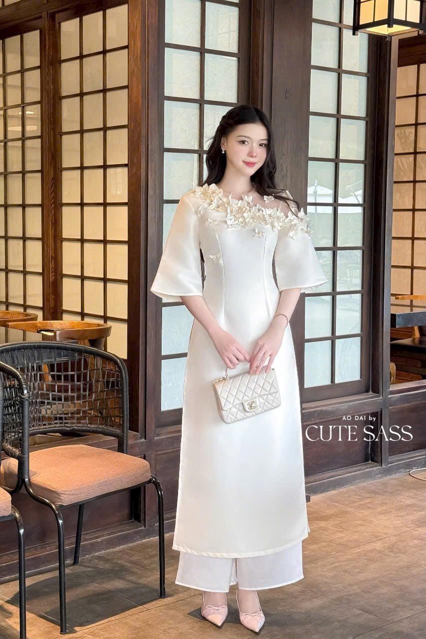 White 3D Flowers with Mesh Neckline Ao Dai Top Only, No Pant 30C|Pre-made Modernized Vietnamese Ao Dai| Pastel Ao Dai| Lunar New Year| AoDaibyCuteSass