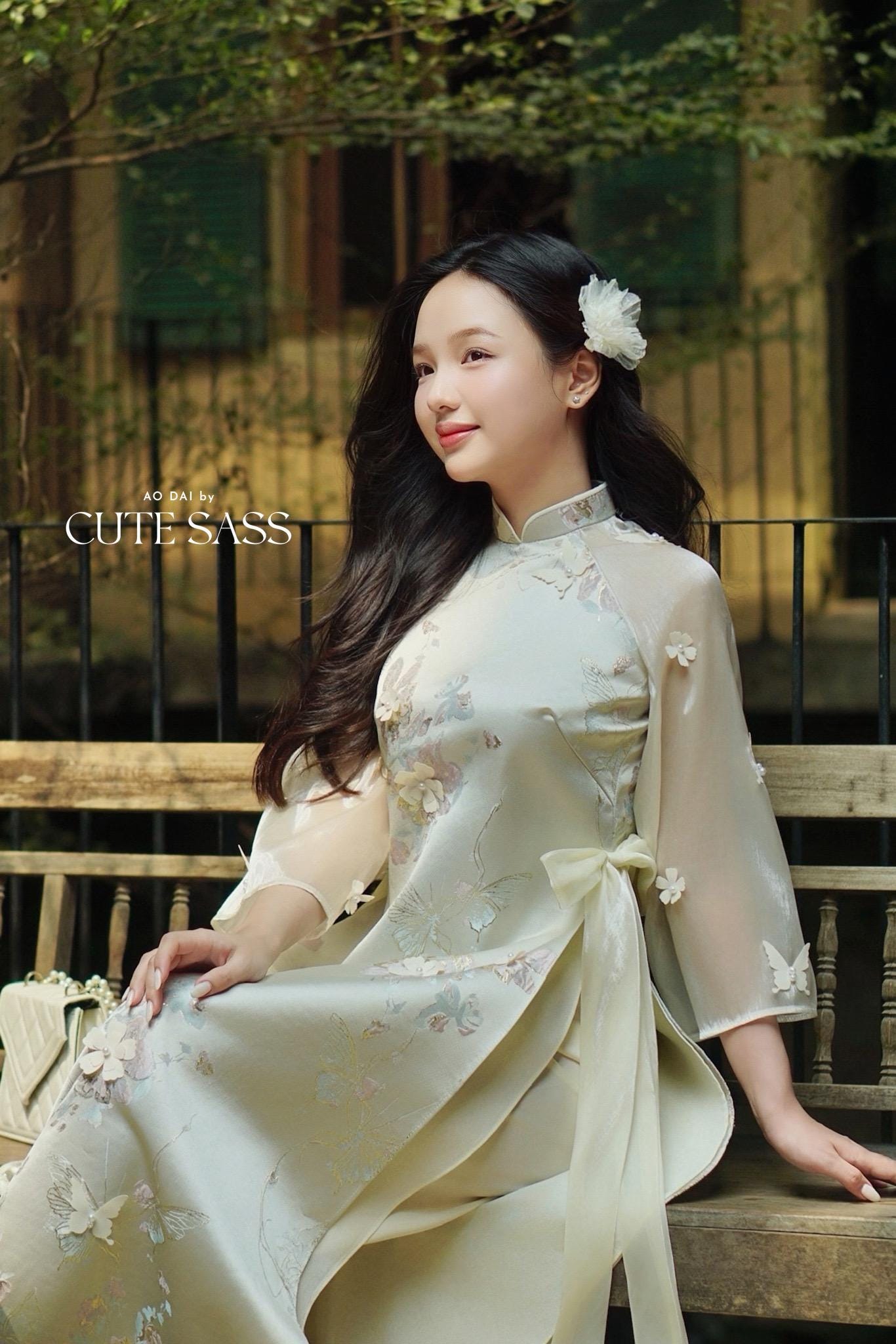 Yen - Cream and Gold 3D Flowers Bow Shifted Ao Dai Set 22C|Pre-made Modernized Vietnamese Ao Dai | Lunar New Year| AoDaibyCuteSass