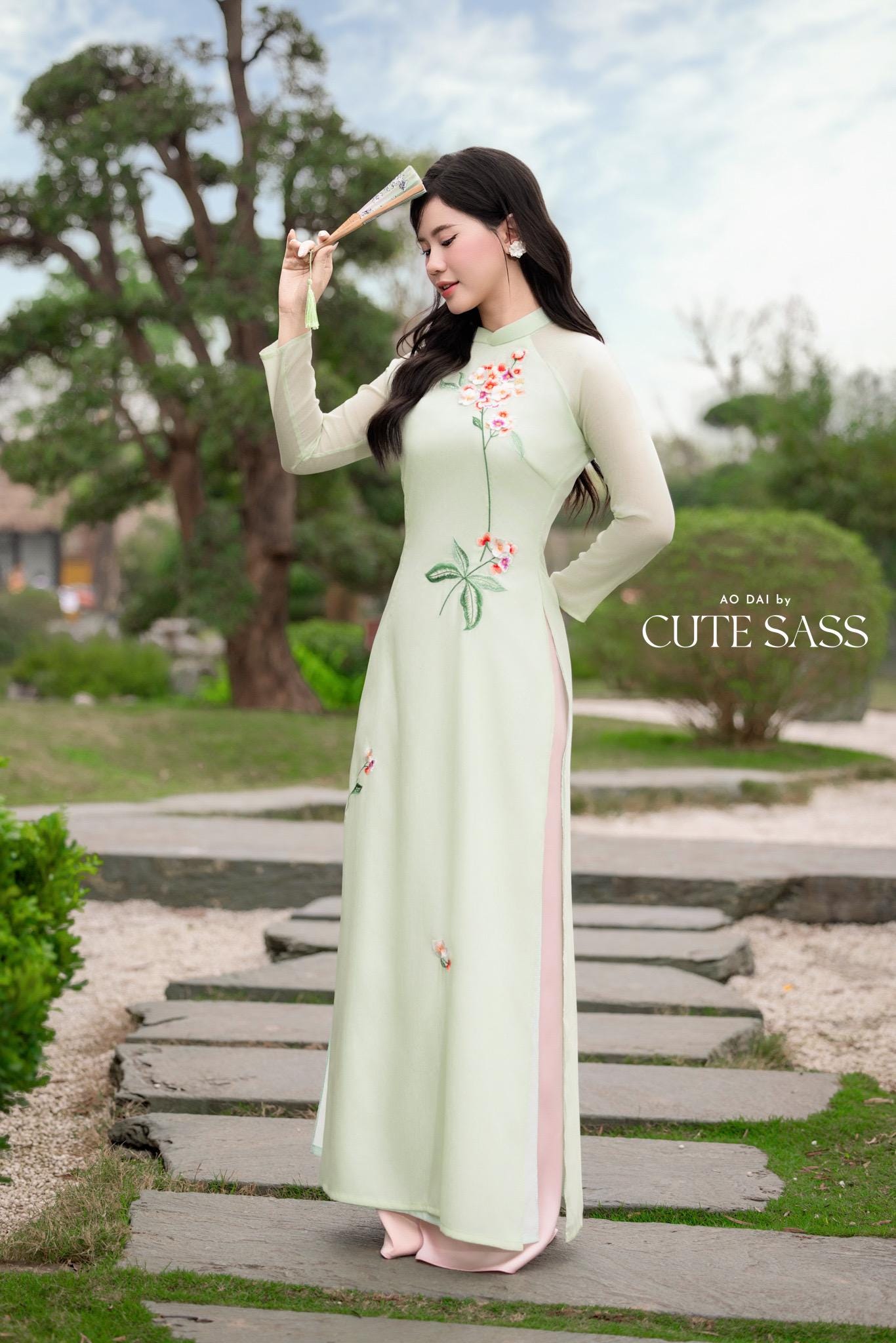 Pastel Green 3D Cosmos Ao Dai Set 33A| Pre-made Traditional Vietnamese Ao Dai | Women Ao Dai with Pants | Lunar New Year| AoDaibyCuteSass