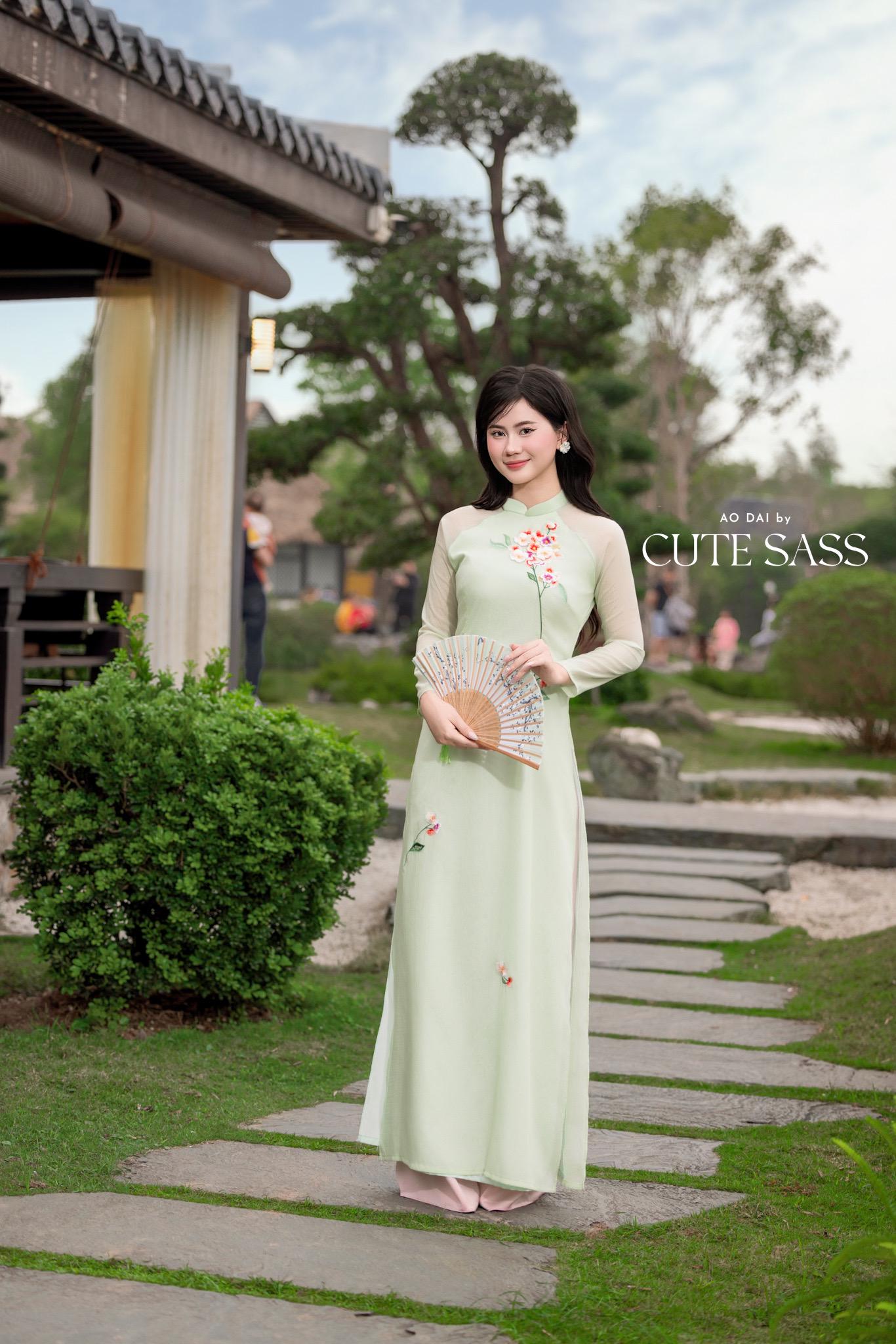 Pastel Green 3D Cosmos Ao Dai Set 33A| Pre-made Traditional Vietnamese Ao Dai | Women Ao Dai with Pants | Lunar New Year| AoDaibyCuteSass
