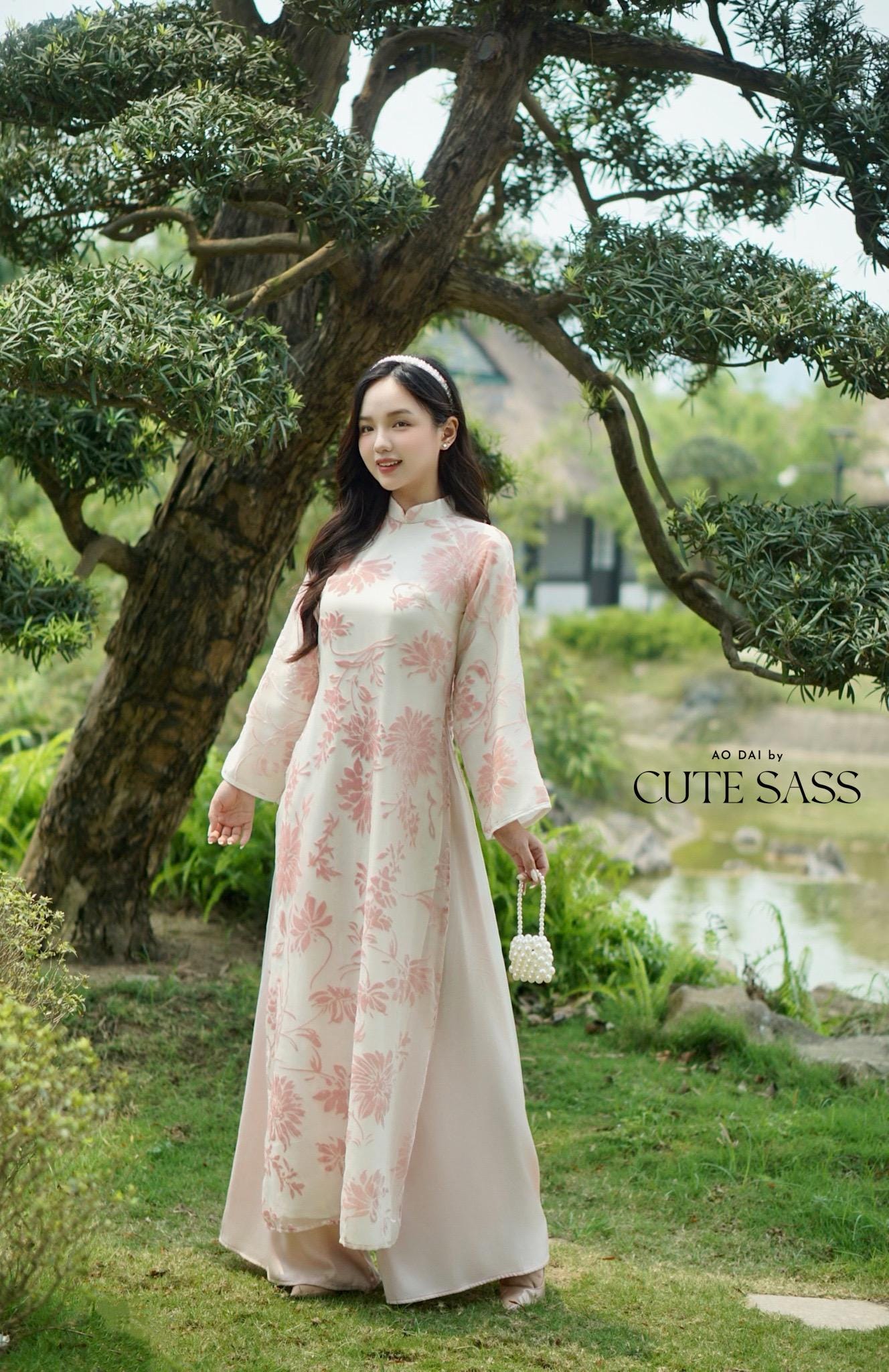Yen - Shifted Rosette Pink Velvety Chiffon Ao Dai Set 30C| Pre-made Modernized Vietnamese Ao Dai| Lunar New Year AoDaibyCuteSass
