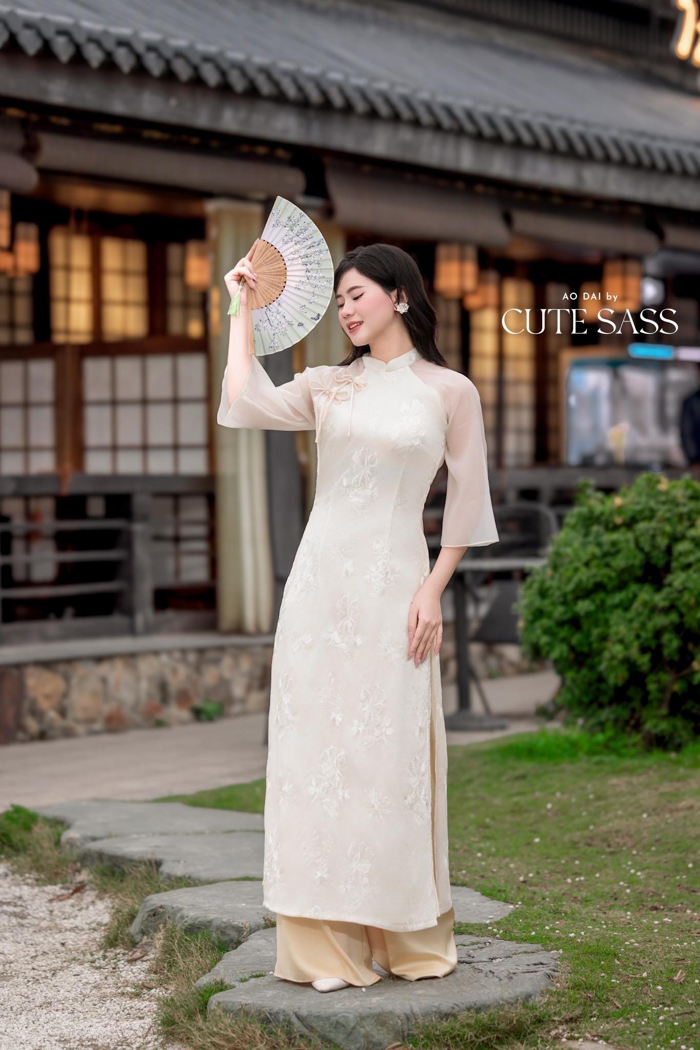 Cream Chiffon Embroidery Bow Ao Dai Set 6D |Pre-made Vietnamese Women Ao Dai with Pants | Lunar New Year|Ao Dai Cach Tan AoDaibyCuteSass