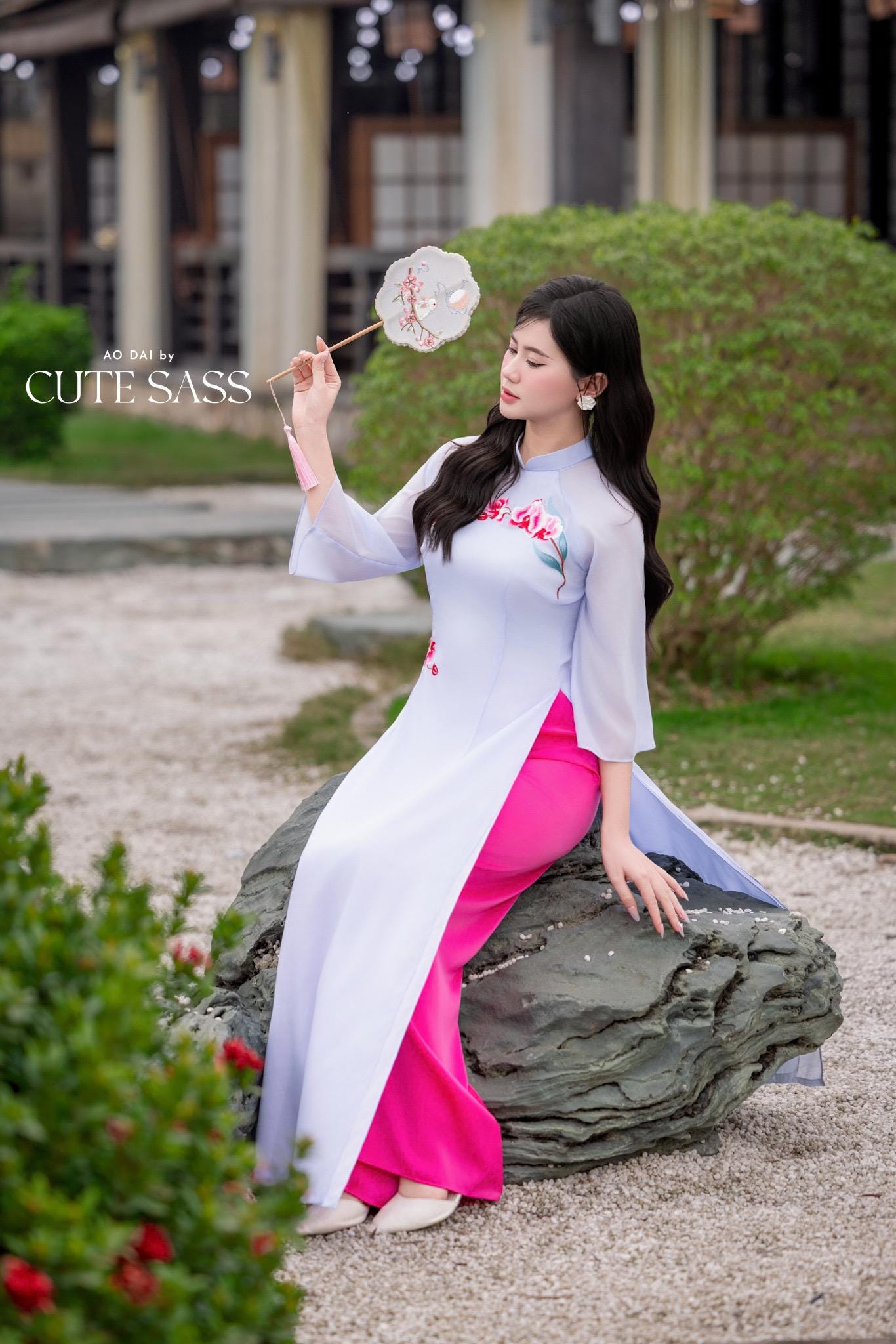 Light Purple Embroidery Orchids Dai Set 33A| Pre-made Traditional Vietnamese Ao Dai | Women Ao Dai with Pants | Lunar New Year| AoDaibyCuteSass