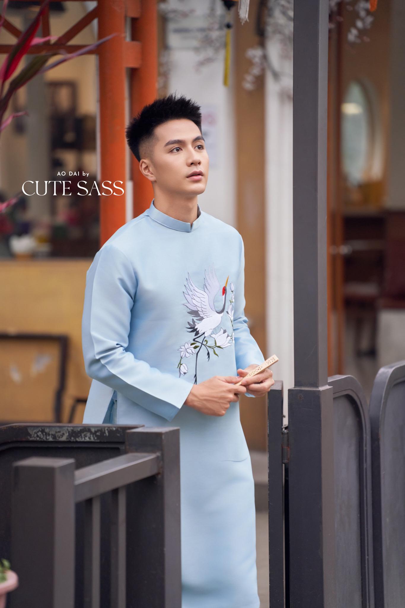 Men Blue Embroidery Bird Ao Dai Top 43C | Pre-made Traditional Vietnamese Ao Dai| Lunar New Year | Ao Dai for Dad, Boy |Ao Dai Tet| AoDaibyCuteSass