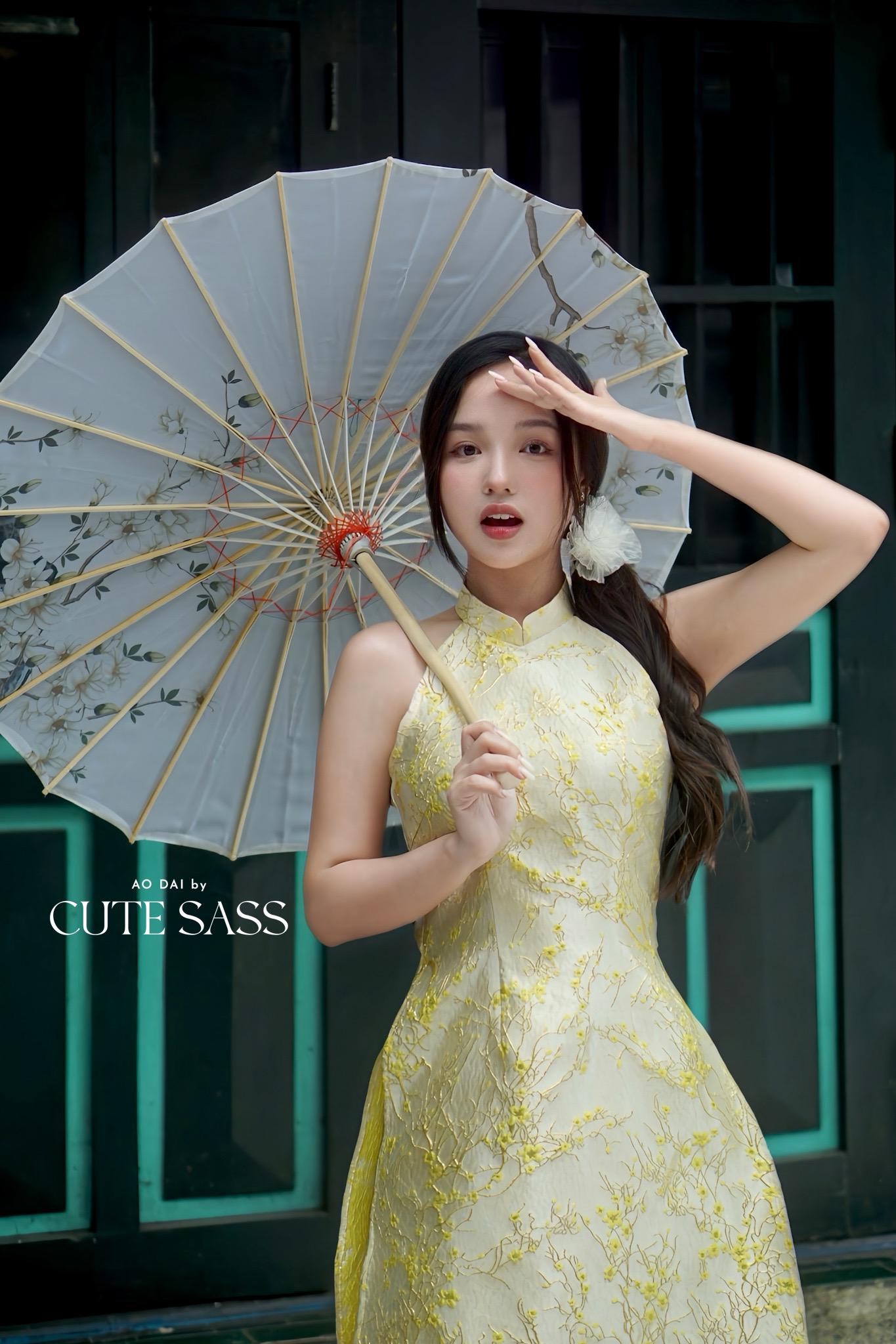 Yen - Golden Sakura Yem-Inspired Ao Dai Top Only, No Pants| Pre-made Modernized Vietnamese Sleeveless Ao Dai| Lunar New Year AoDaibyCuteSass