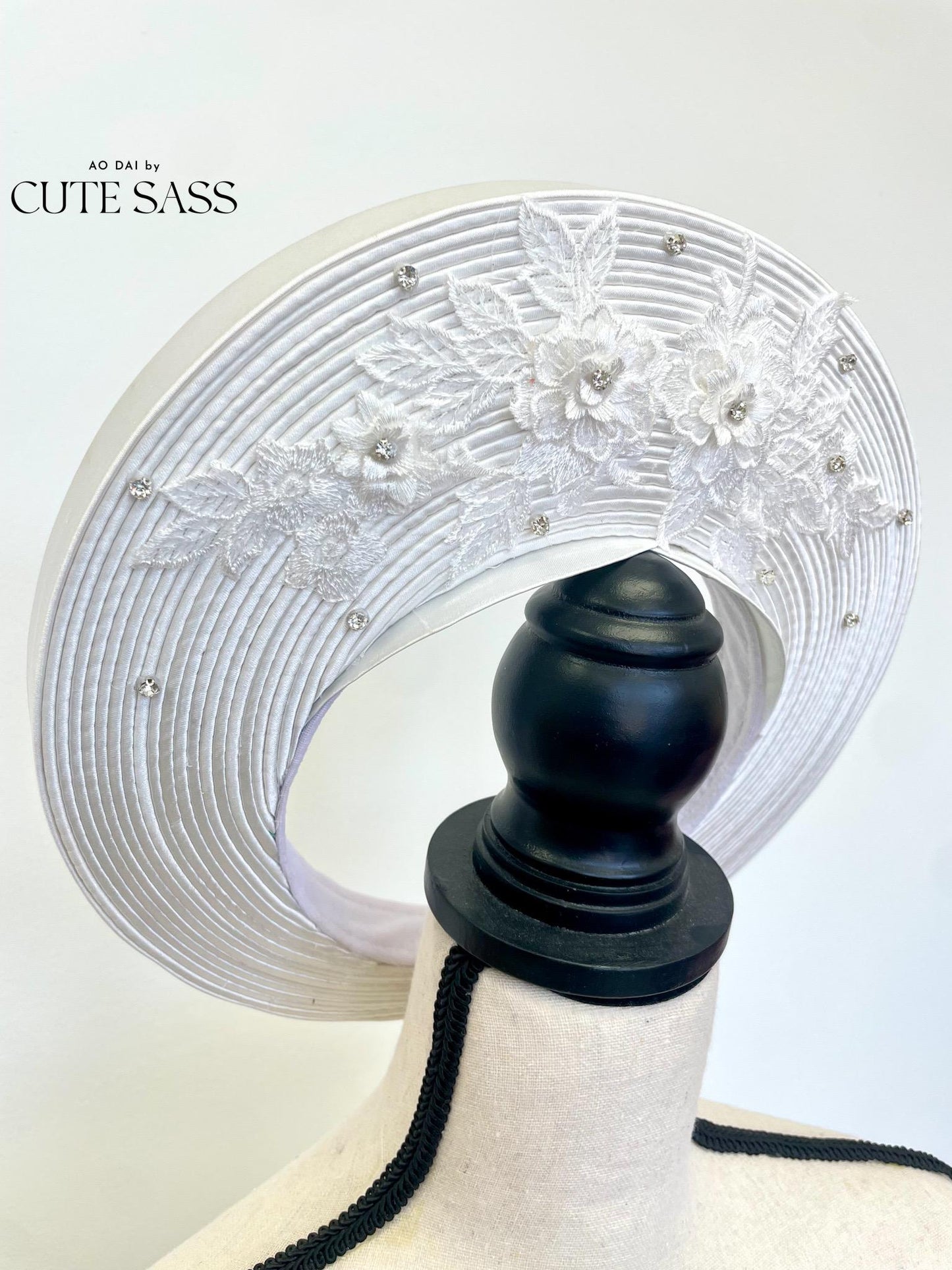 White Jeweled Diamond Lace Floral Khan Vanh - Round Head Piece | Vietnamese Ao Dai Accessories | Khan Dong | Vietnamese Ao Dai Wedding AoDaibyCuteSass