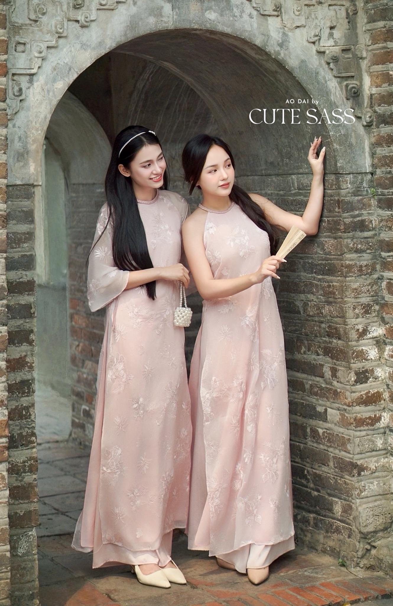 Yen - Shifted Pink Petal Plait Braided Neckline Yem-Inspired Ao Dai Top Only, No Pants|Pre-made Modernized Vietnamese Ao Dai| Lunar New Year AoDaibyCuteSass