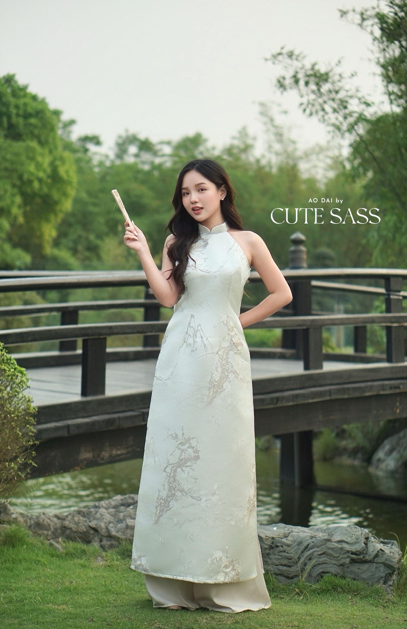 Yen - Silver/Cream Mountain Yem-Inspired Ao Dai Top Only, No Pants 8A| Pre-made Modernized Vietnamese Ao Dai| Lunar New Year AoDaibyCuteSass