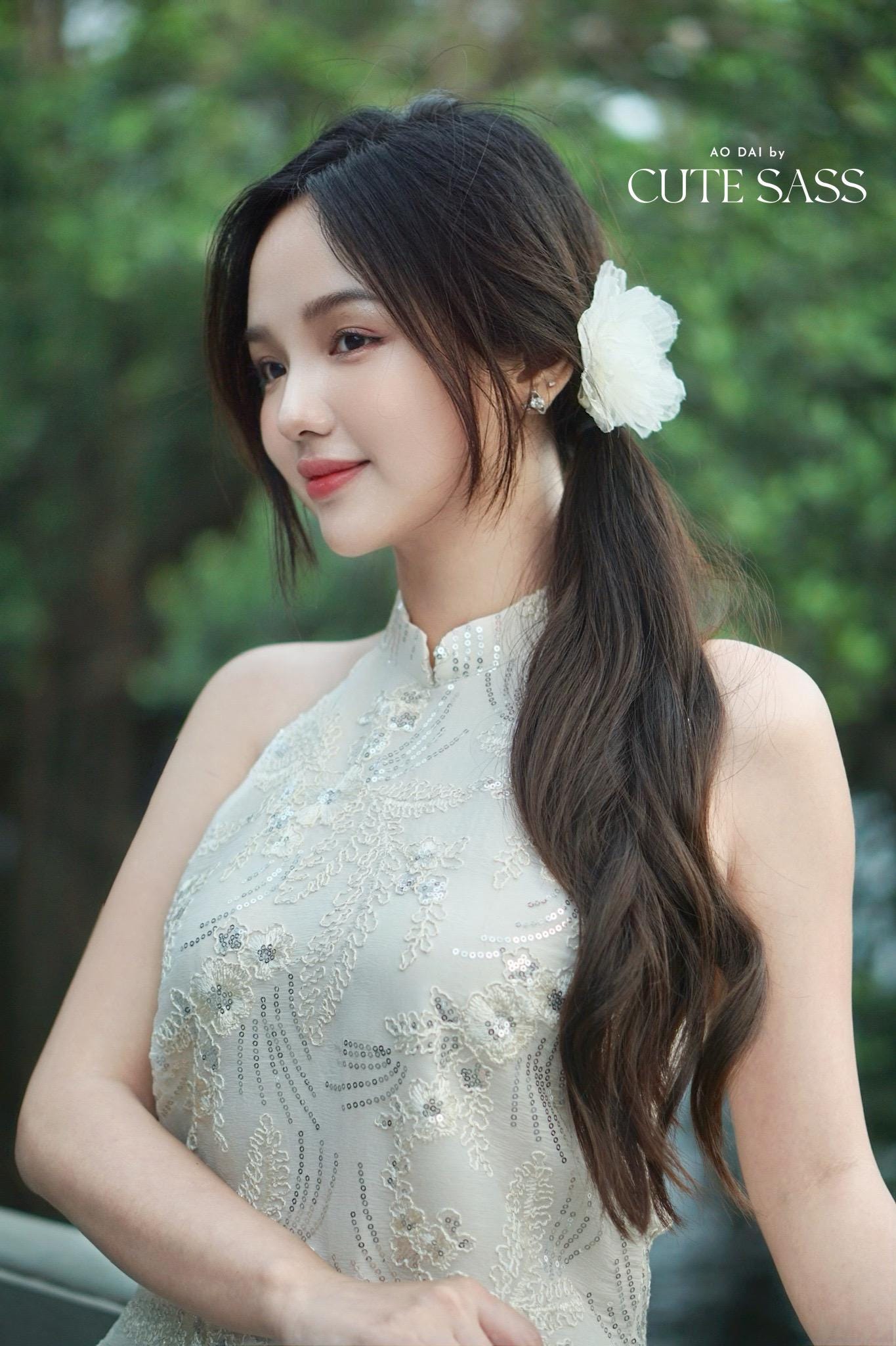 Yen - White Moonbeam Yem-Inspired Ao Dai Top Only, No Pants| Pre-made Modernized Vietnamese Ao Dai| Lunar New Year AoDaibyCuteSass