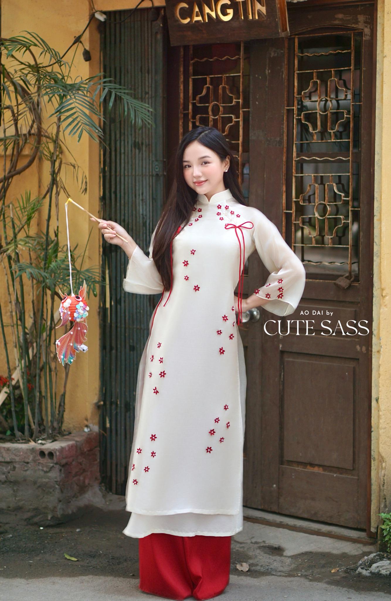 White with Red Flowers Bows Ao Dai Set 17B|Pre-made Vietnamese Ao Dai with Pants | Lunar New Year| AoDaibyCuteSass